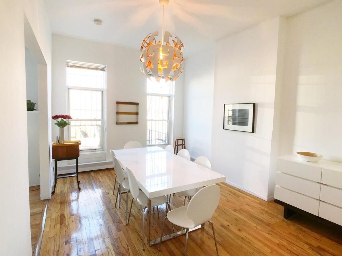 Serene Brooklyn Escape Near Cafes & Park, Sleeps 5 Apartment *