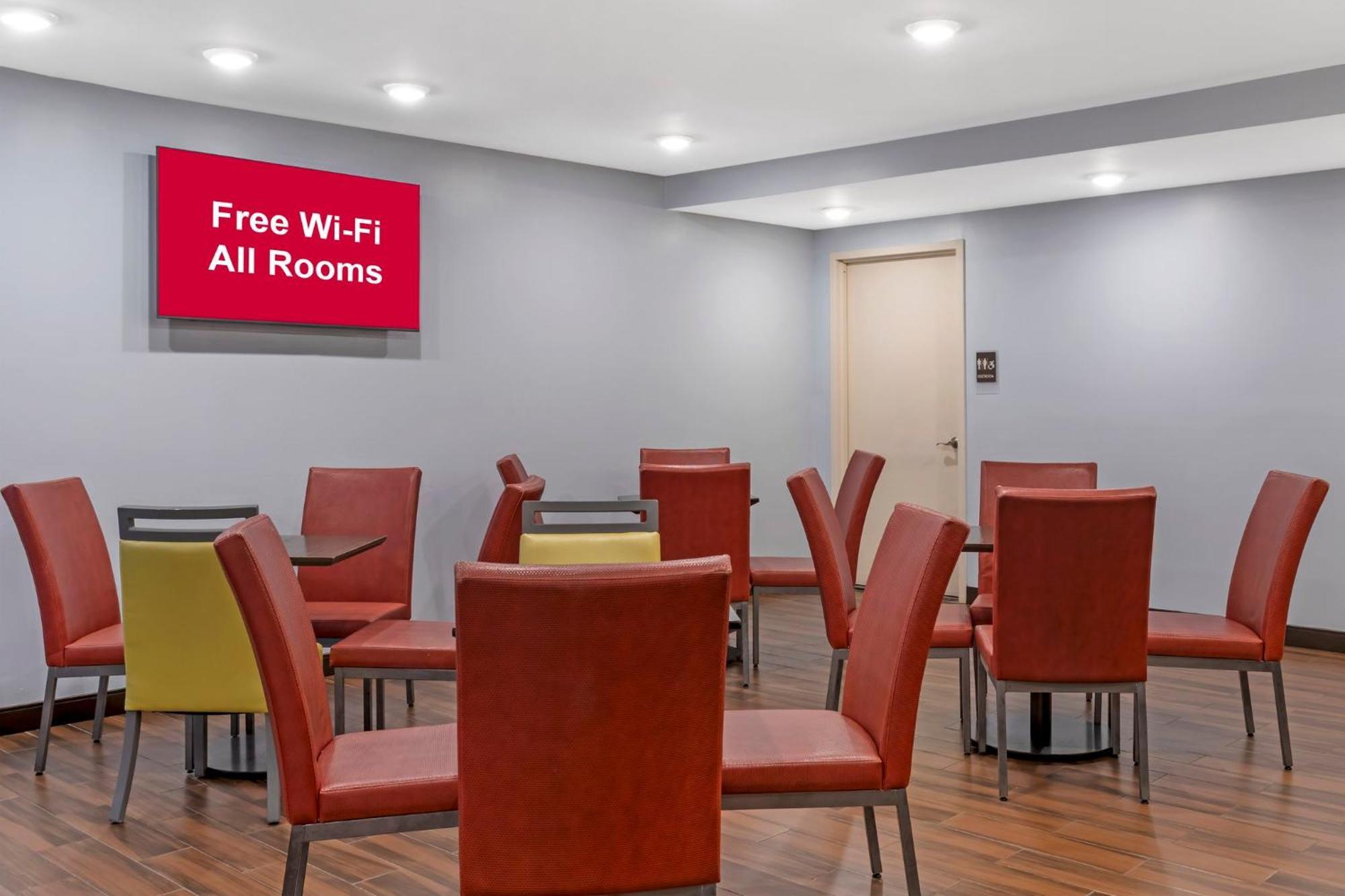 Hotel Red Roof Brooklyn - 3rd Ave