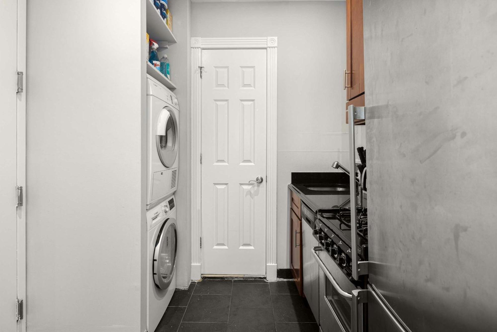Stylish In Trendy East Village Apartment New York