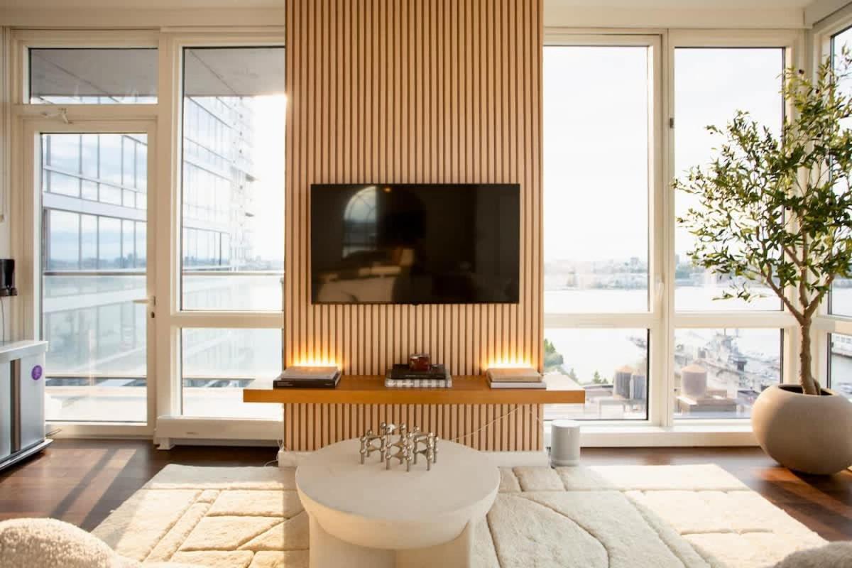 Apartment Modern Designer Stunning Hudson Views Corner Unit