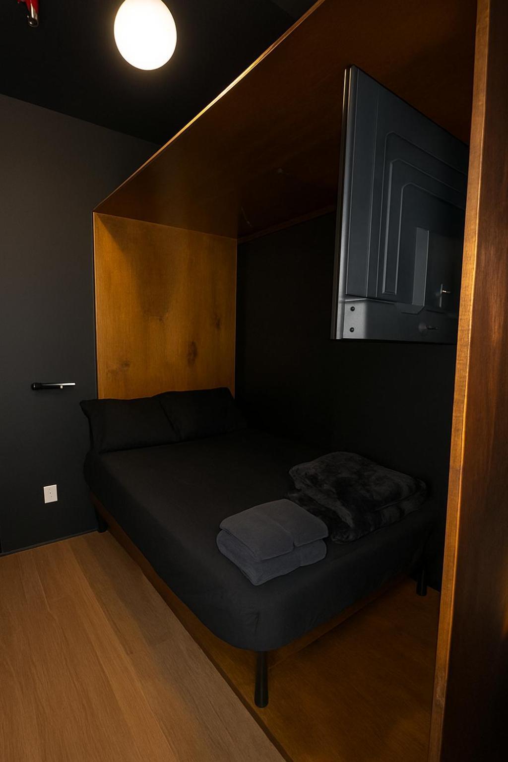 Nap York Park Sleep Station *