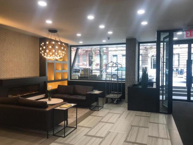 2 Bed Ideally Located In Ues Of Manhattan * New York