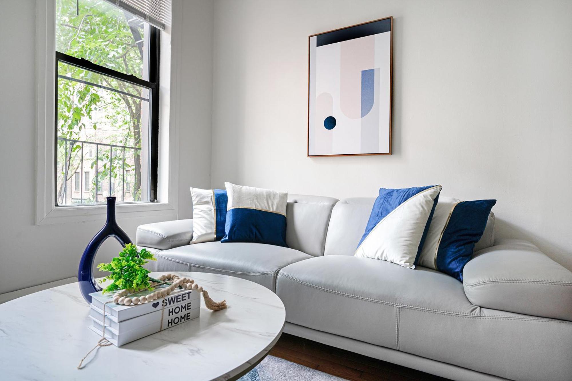 Prime Upper West Side Location 1 Bedroom Apartment New York