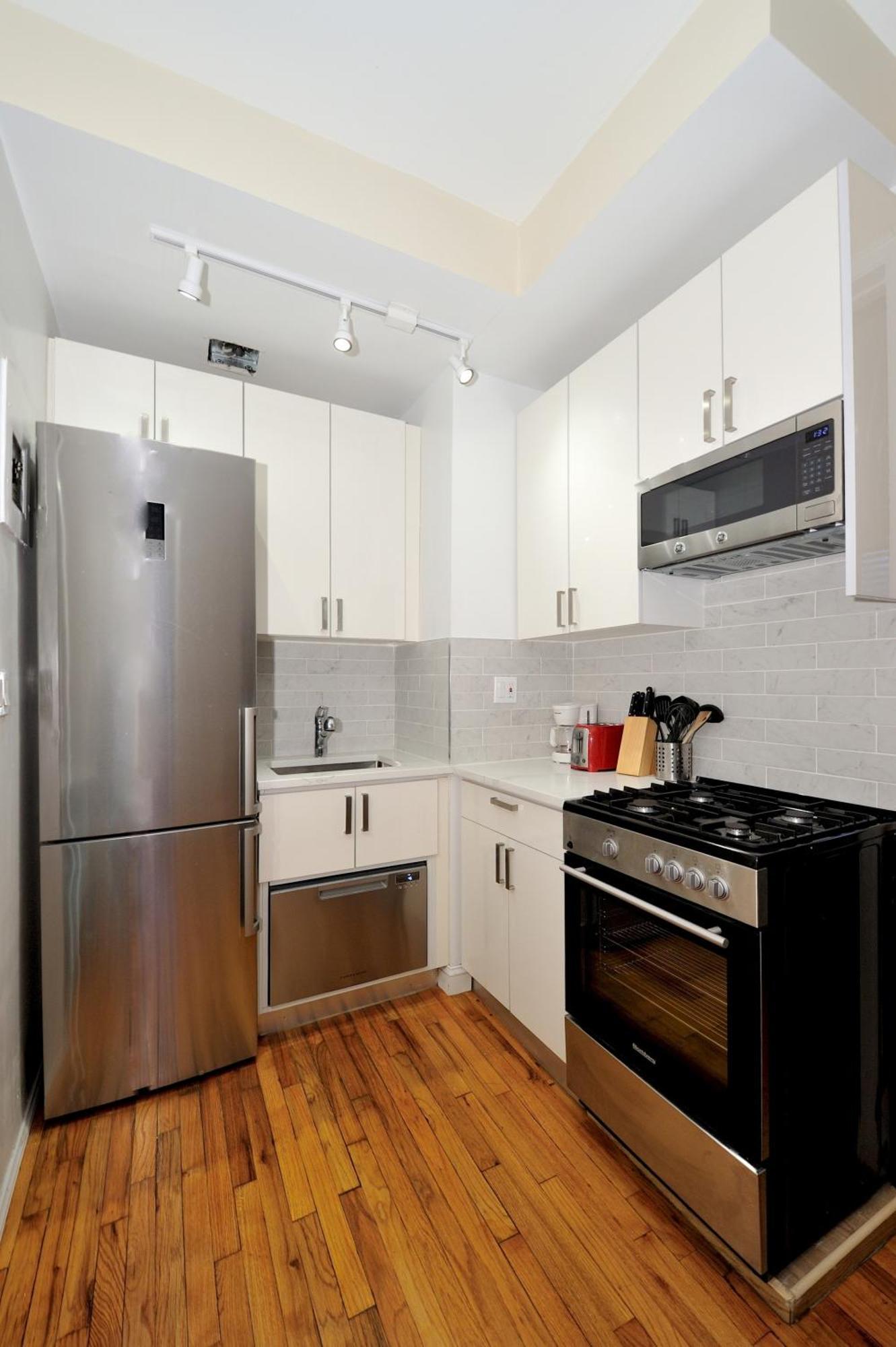 Comfy 1 Bed 1 Bath In Nyc New York