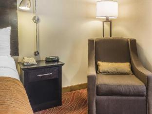 Comfort & Laguardia Airport Hotel 3*