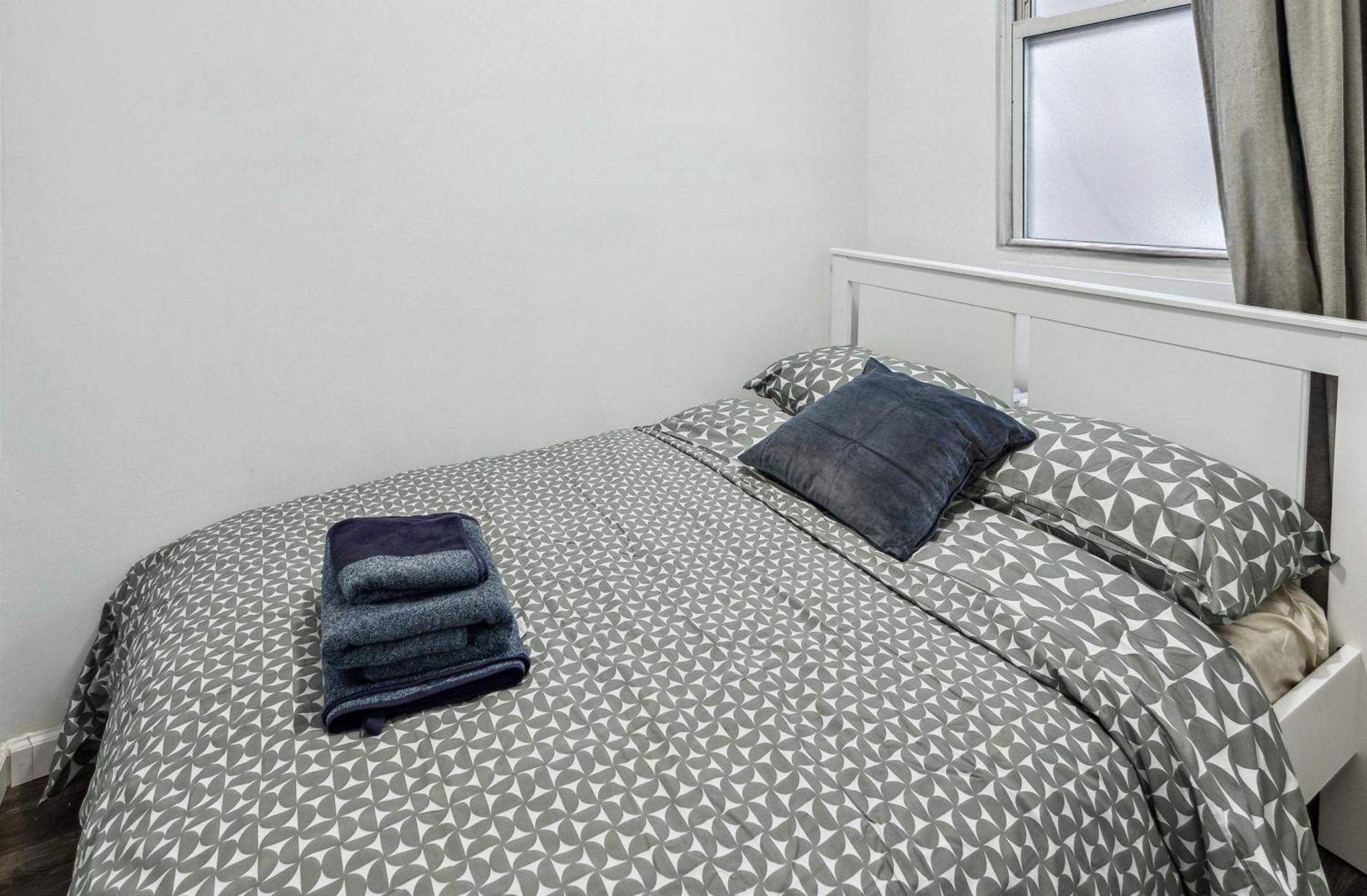 3 Bedroom Family In Hells Kitchen