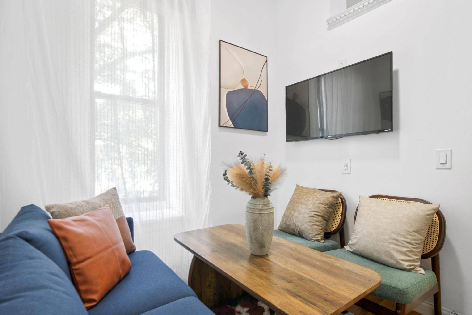 Upscale 2br * New York