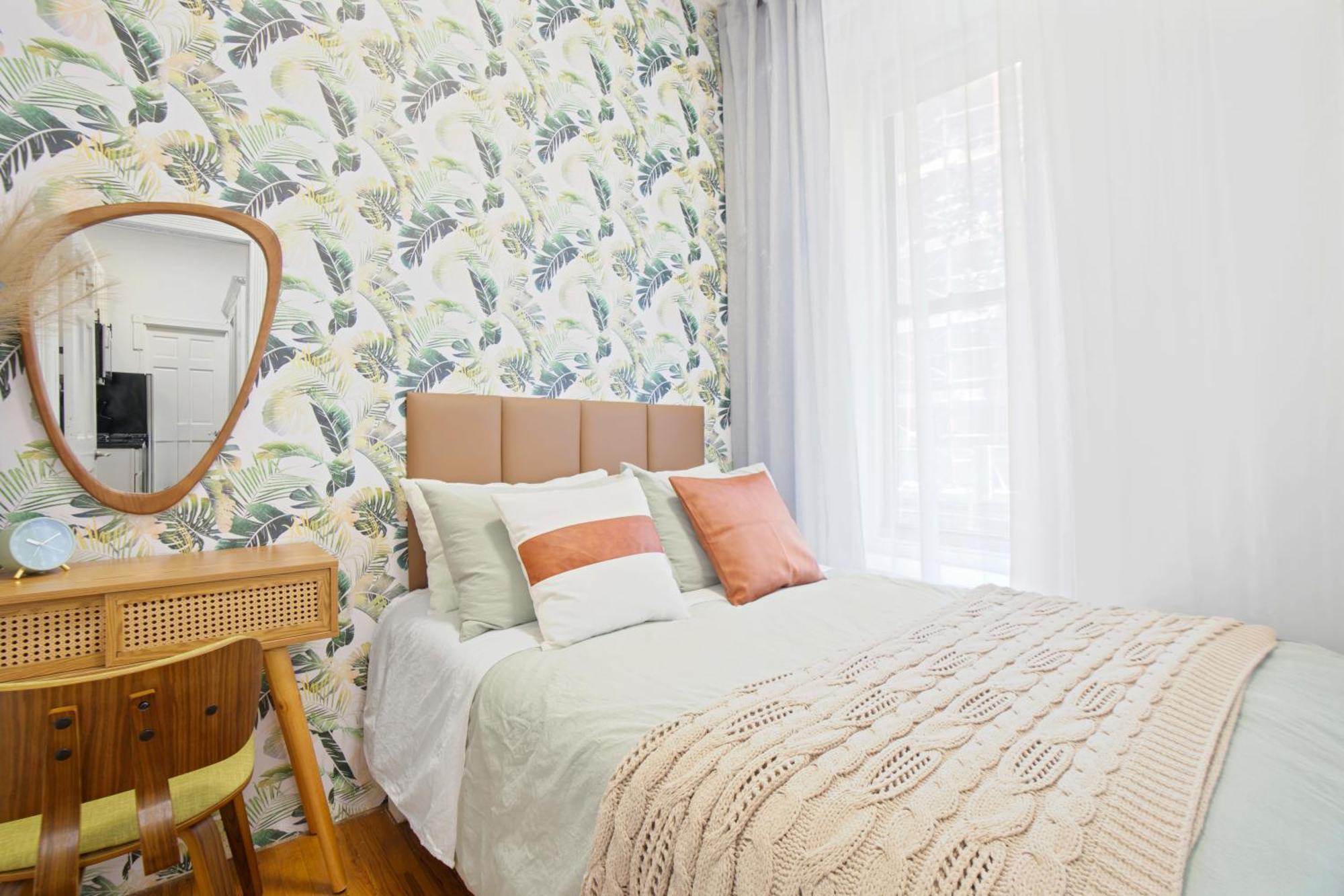 Upscale 2br Apartment New York