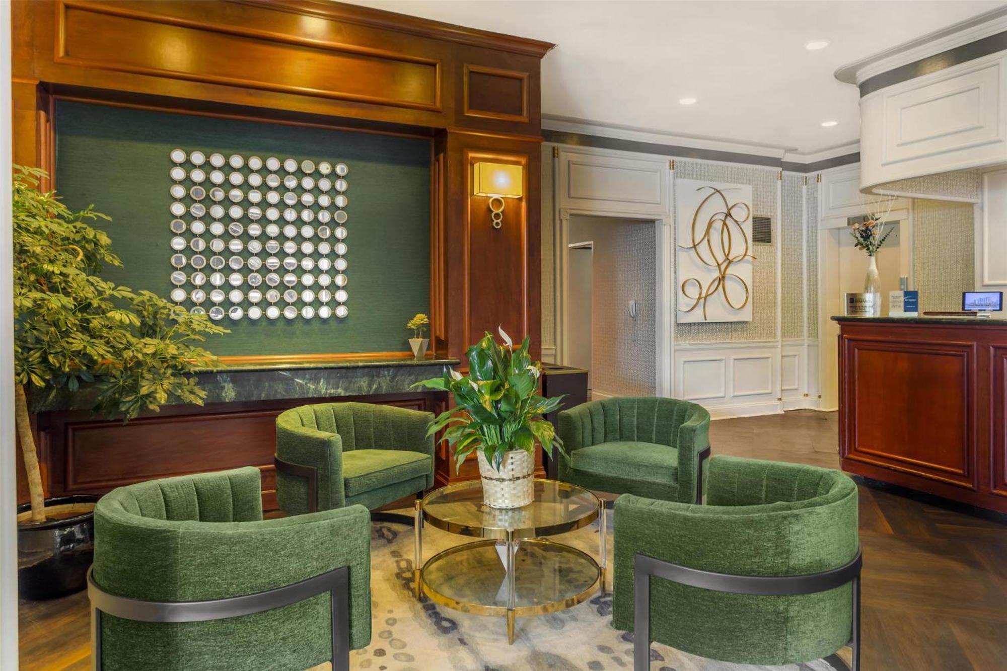 Western Queens Gold Coast