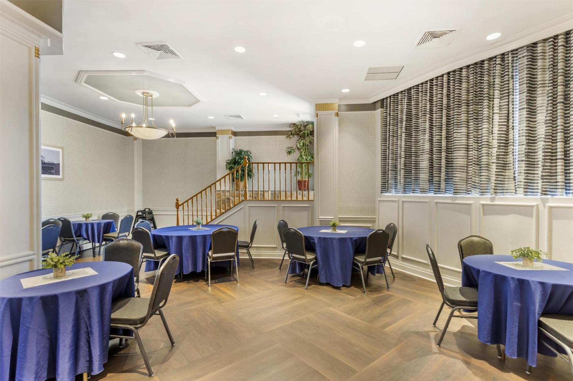 Western Queens Gold Coast 3*