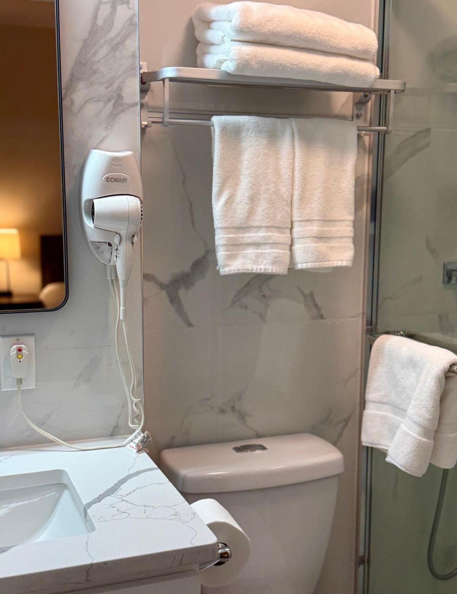 Homestay Flushing Escape New York