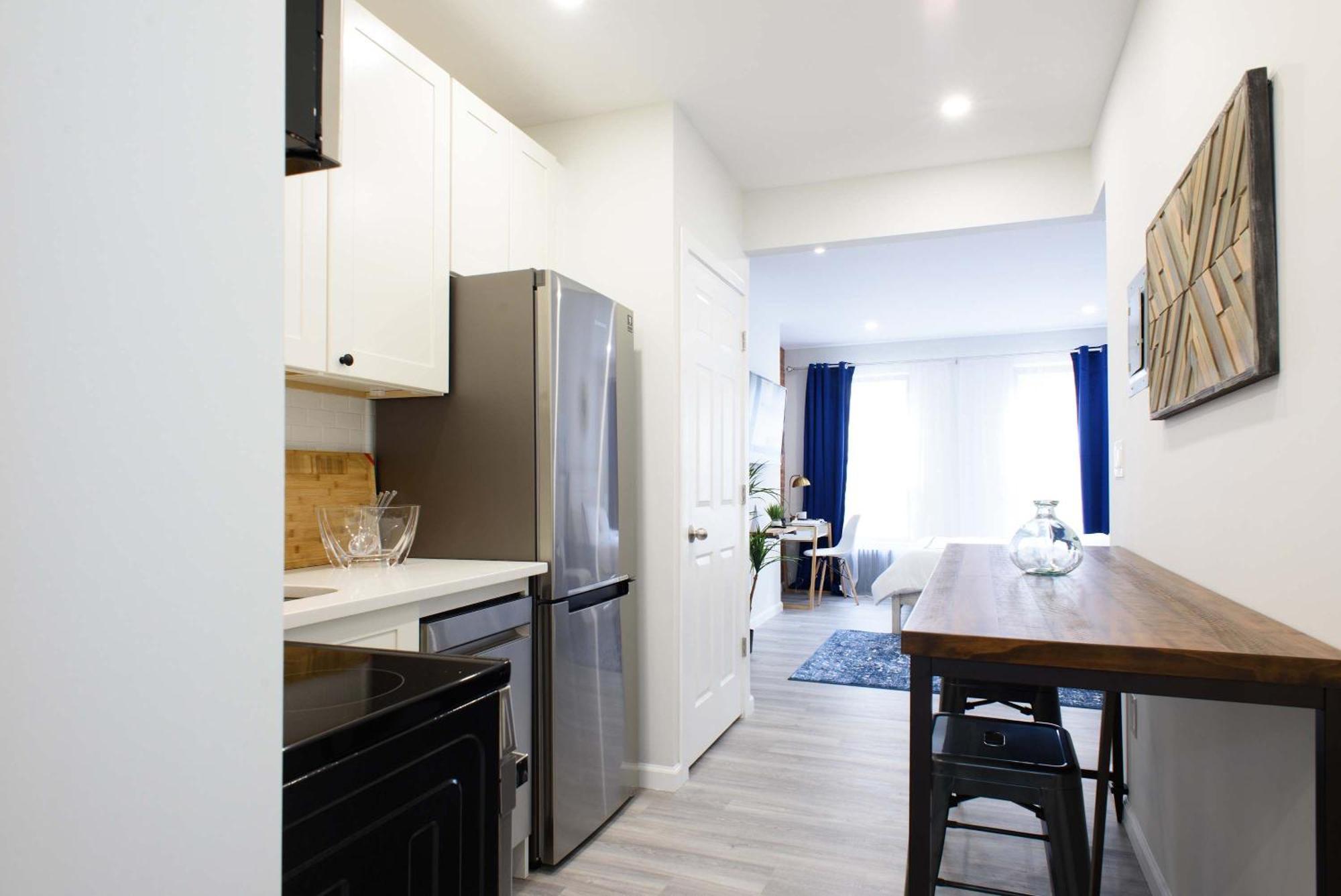 Apartment 240-15 Luxury Prime Location W&d *