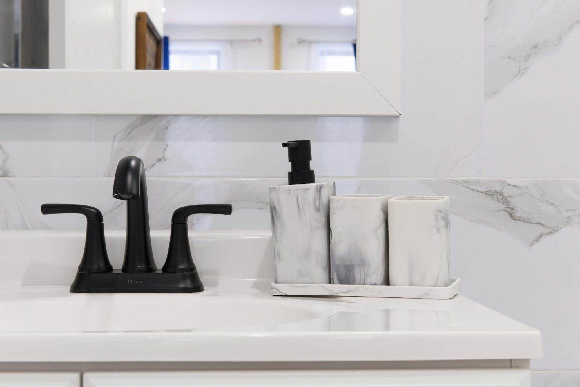 Apartment 240-12 Brand New Prime Location W&d