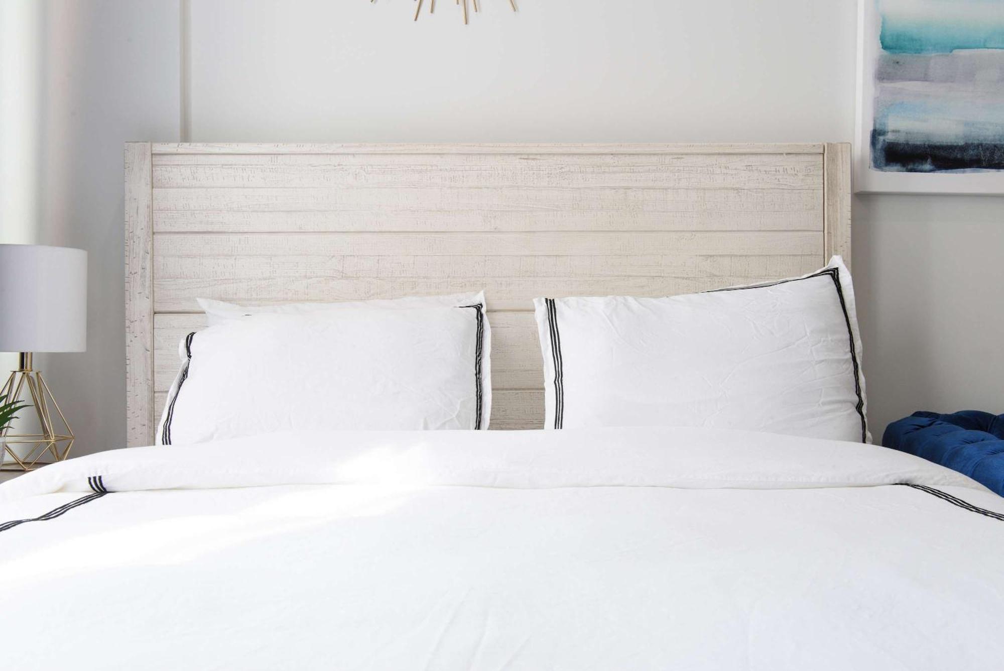 240-15 Luxury Prime Location W&d