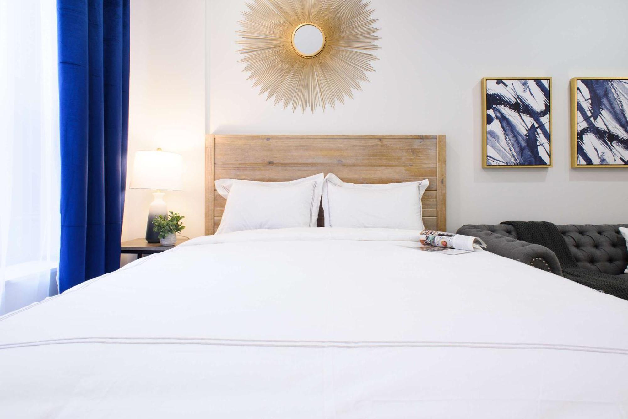 240-12 Brand New Prime Location W&d *