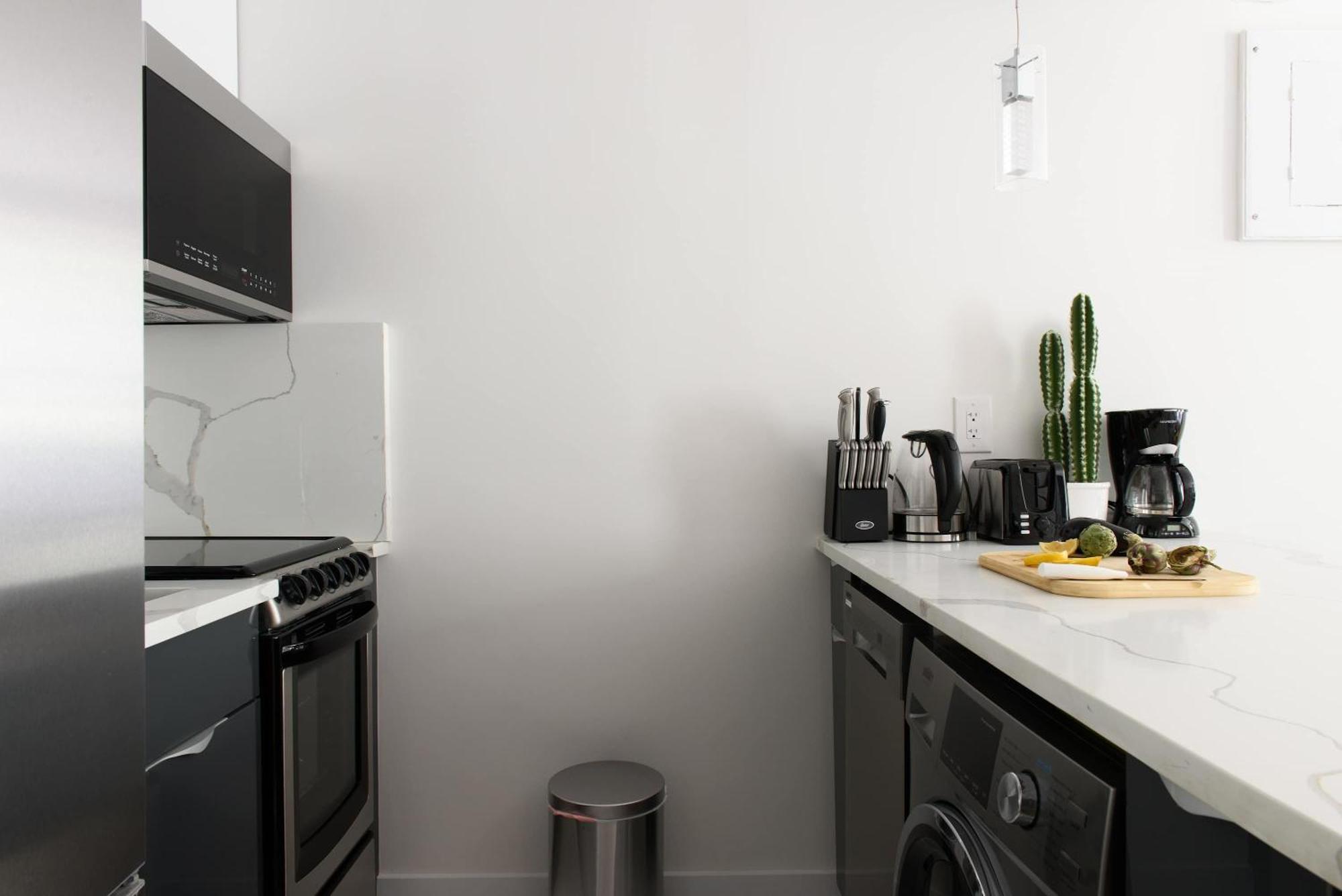 1597-3 Upper East Side W&d In Unit