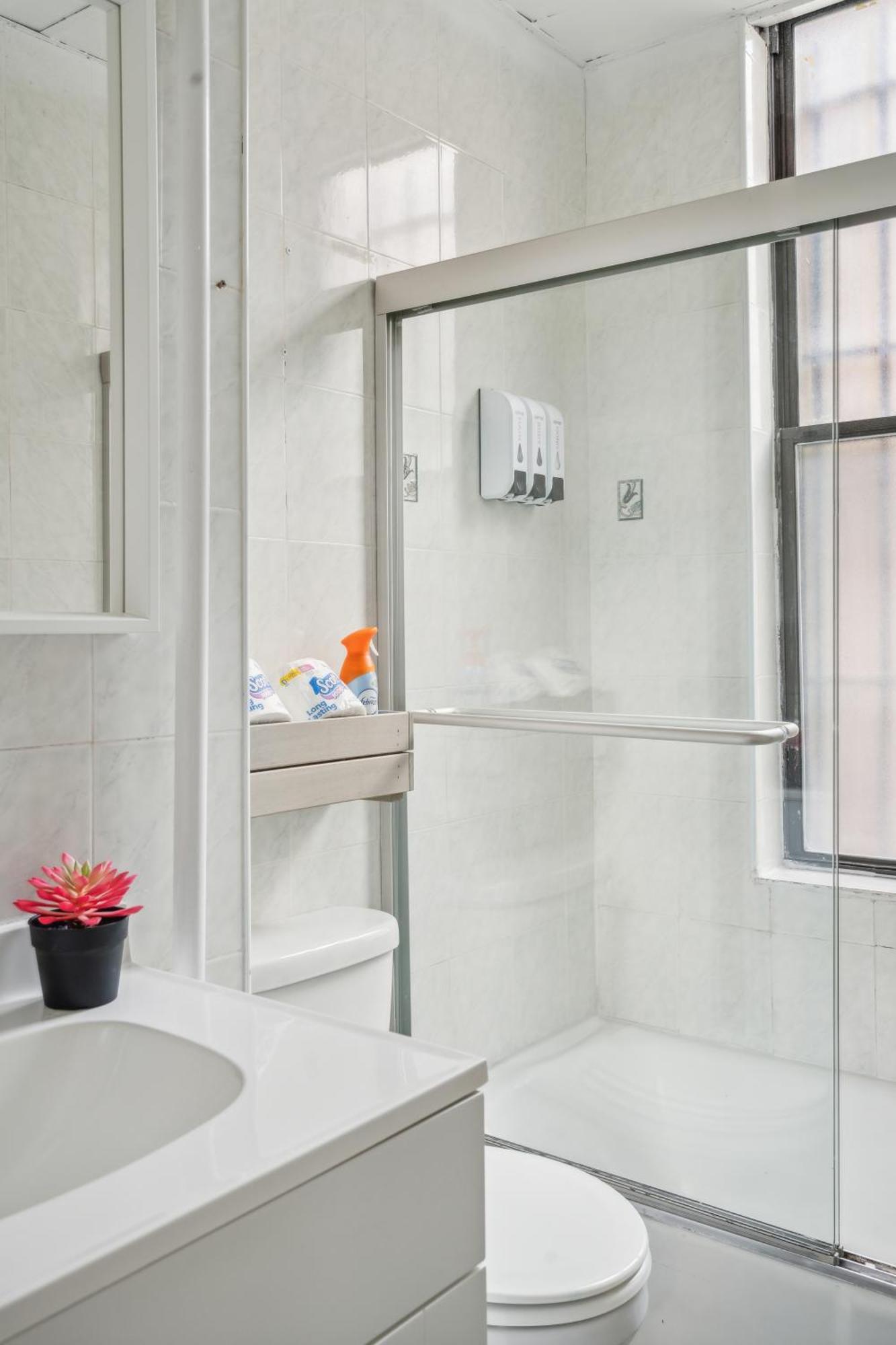 Stylish 2br Apartment-walk To China Town Apartment New York