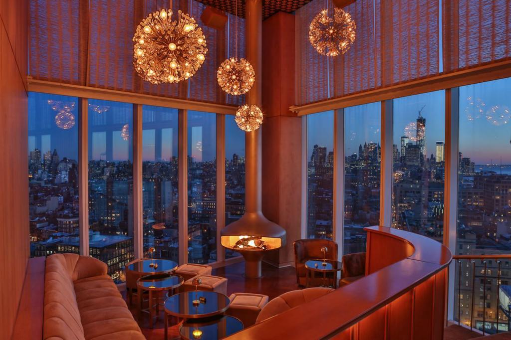 The Standard, High Line 4*
