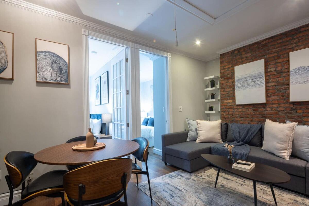 Stylish Retreat In Midtown Nyc Walk To Everything Apartment *