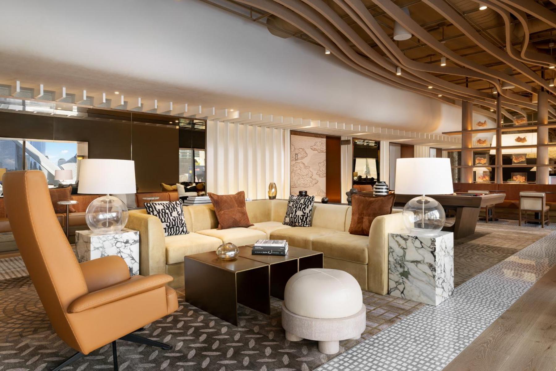 Millennium Downtown Hotel 4*