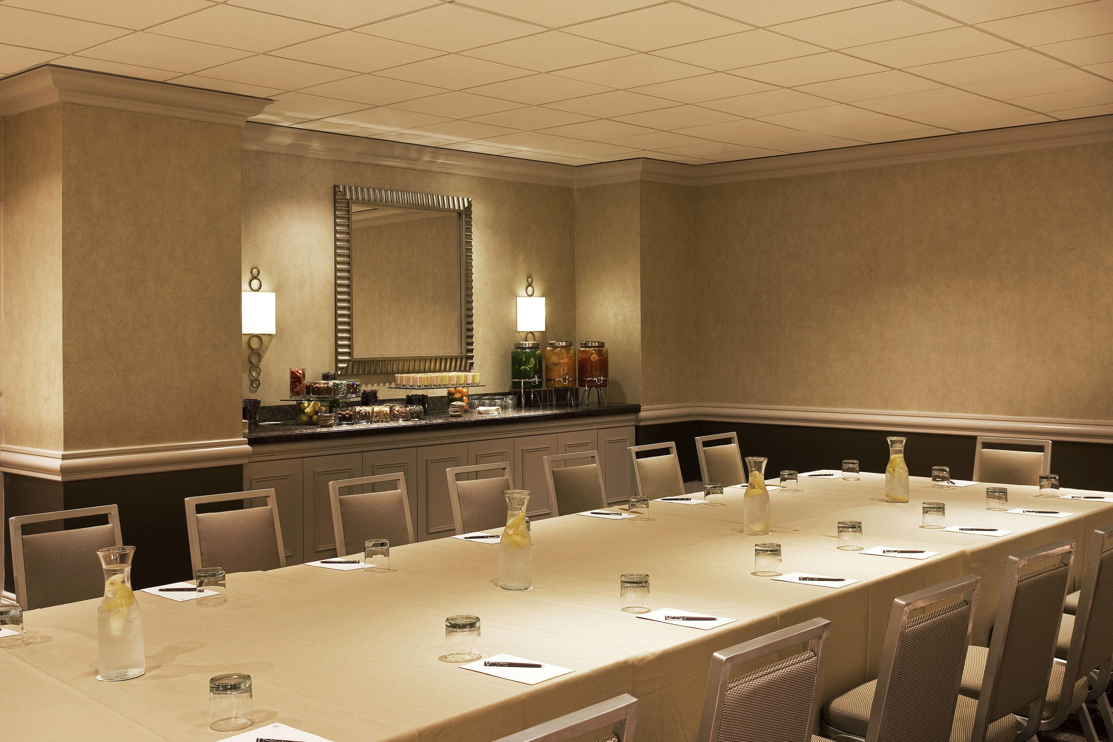 Sheraton Times Square 4*