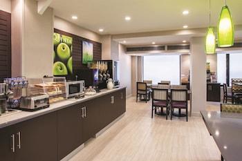 Hotel La Quinta By Wyndham Park New York