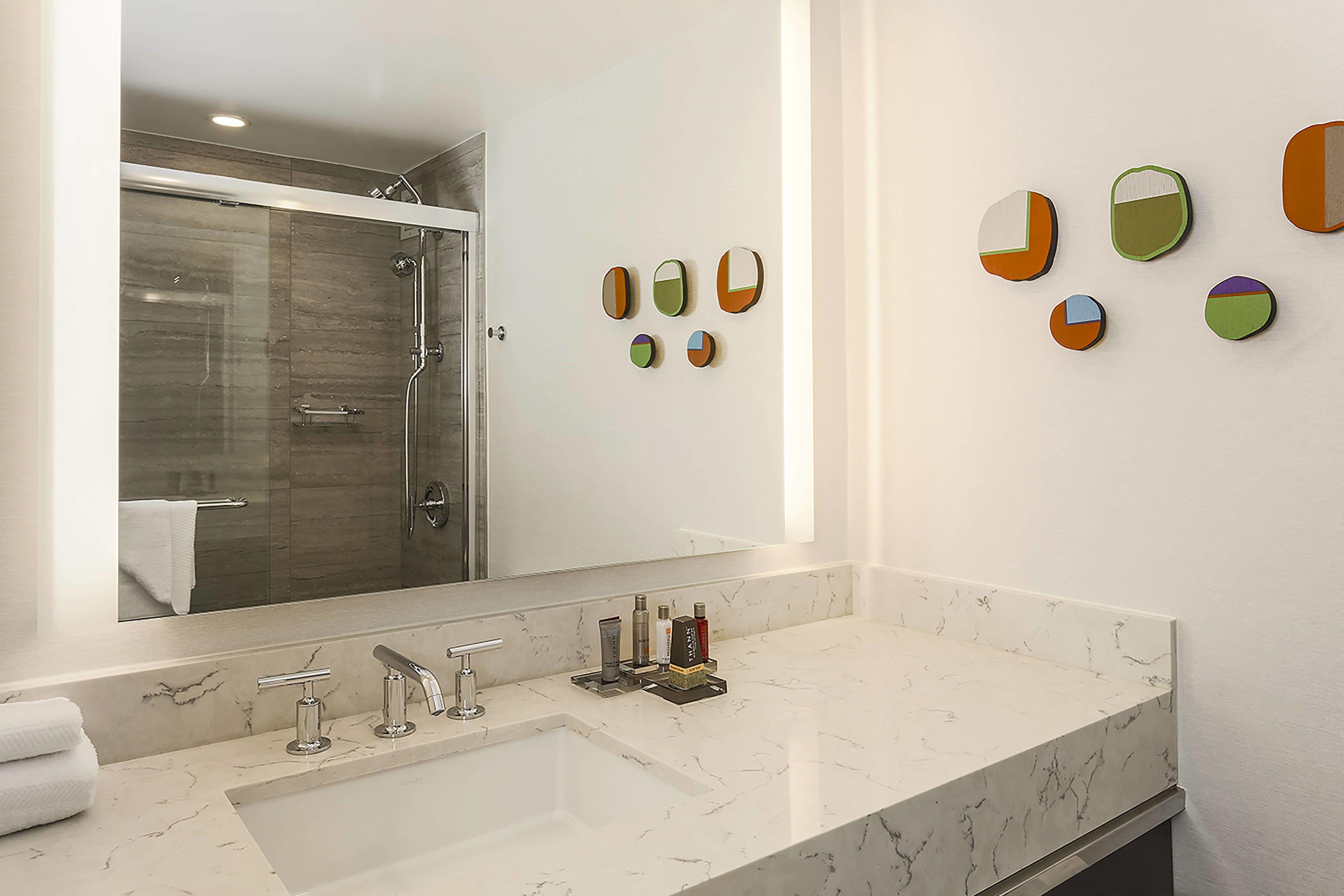 Laguardia Airport Marriott Hotel 4*