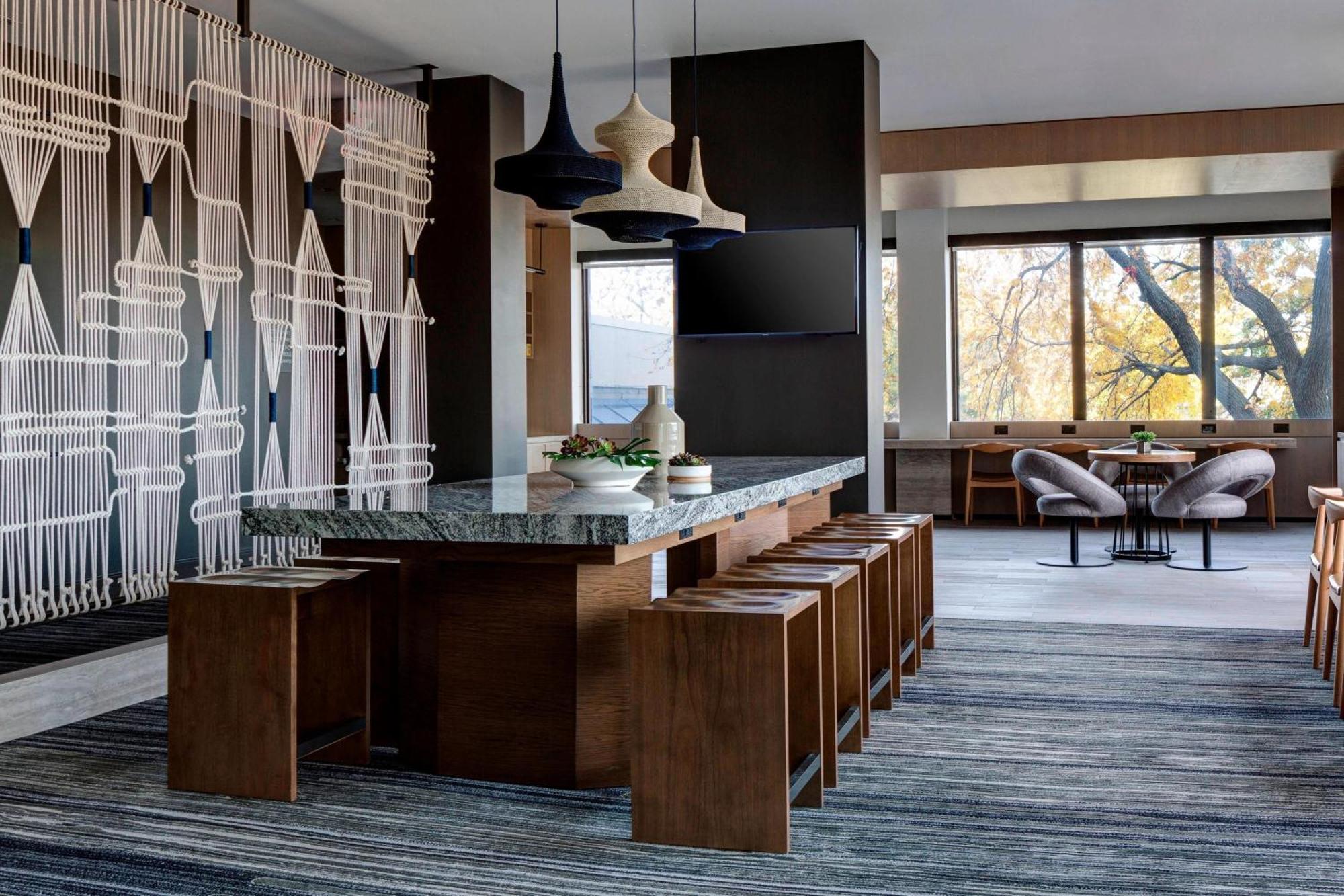 Laguardia Airport Marriott 4* New York