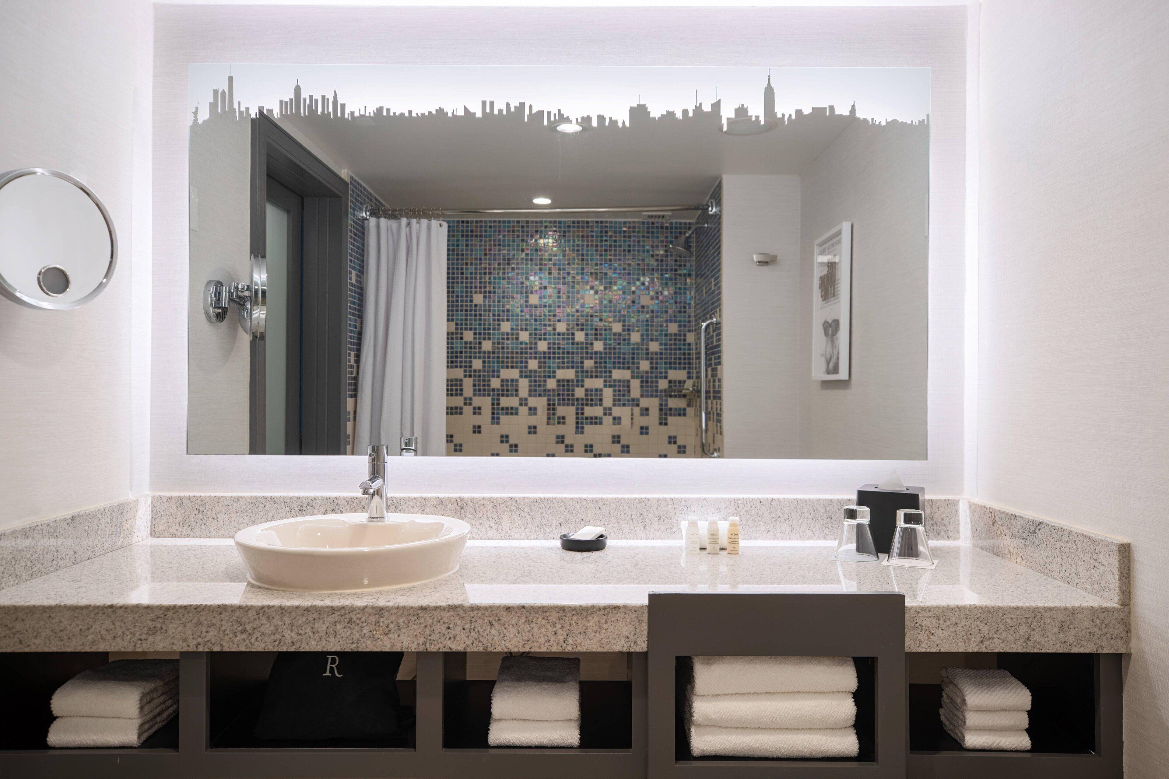 Hotel Renaissance Times Square By Marriott New York