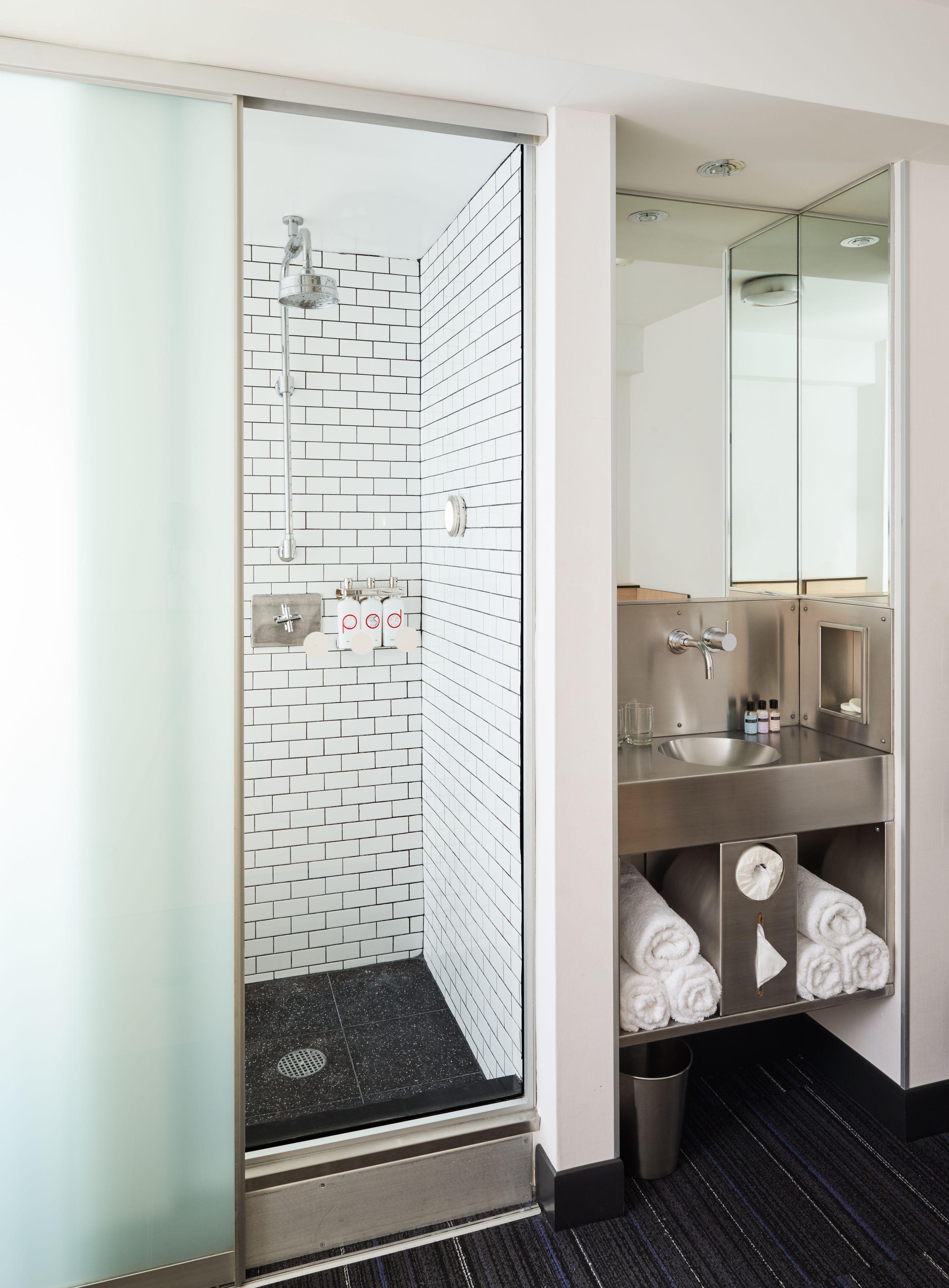Pod 51 Hotel 3*