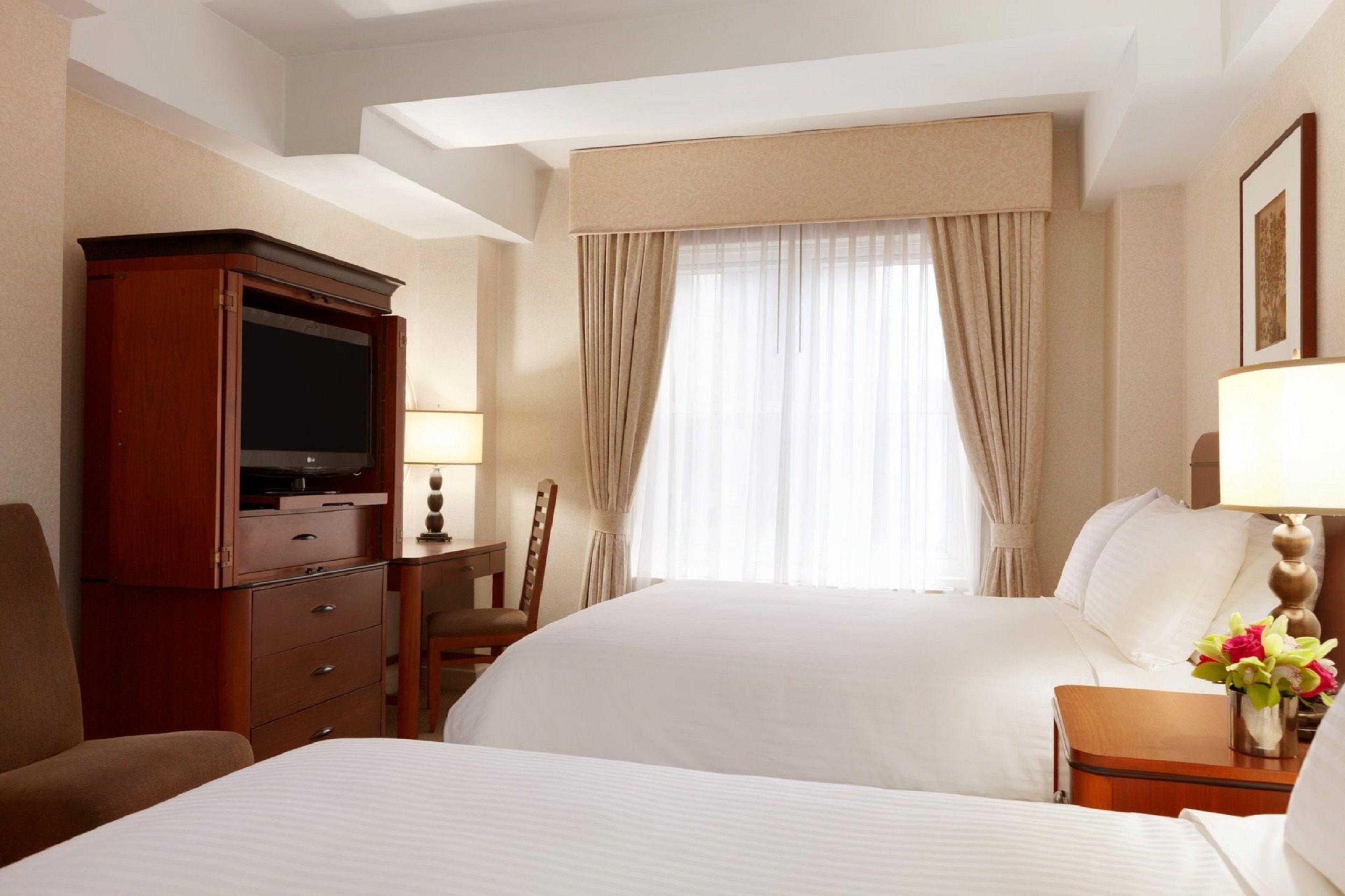 Edison Times Square Hotel 4*