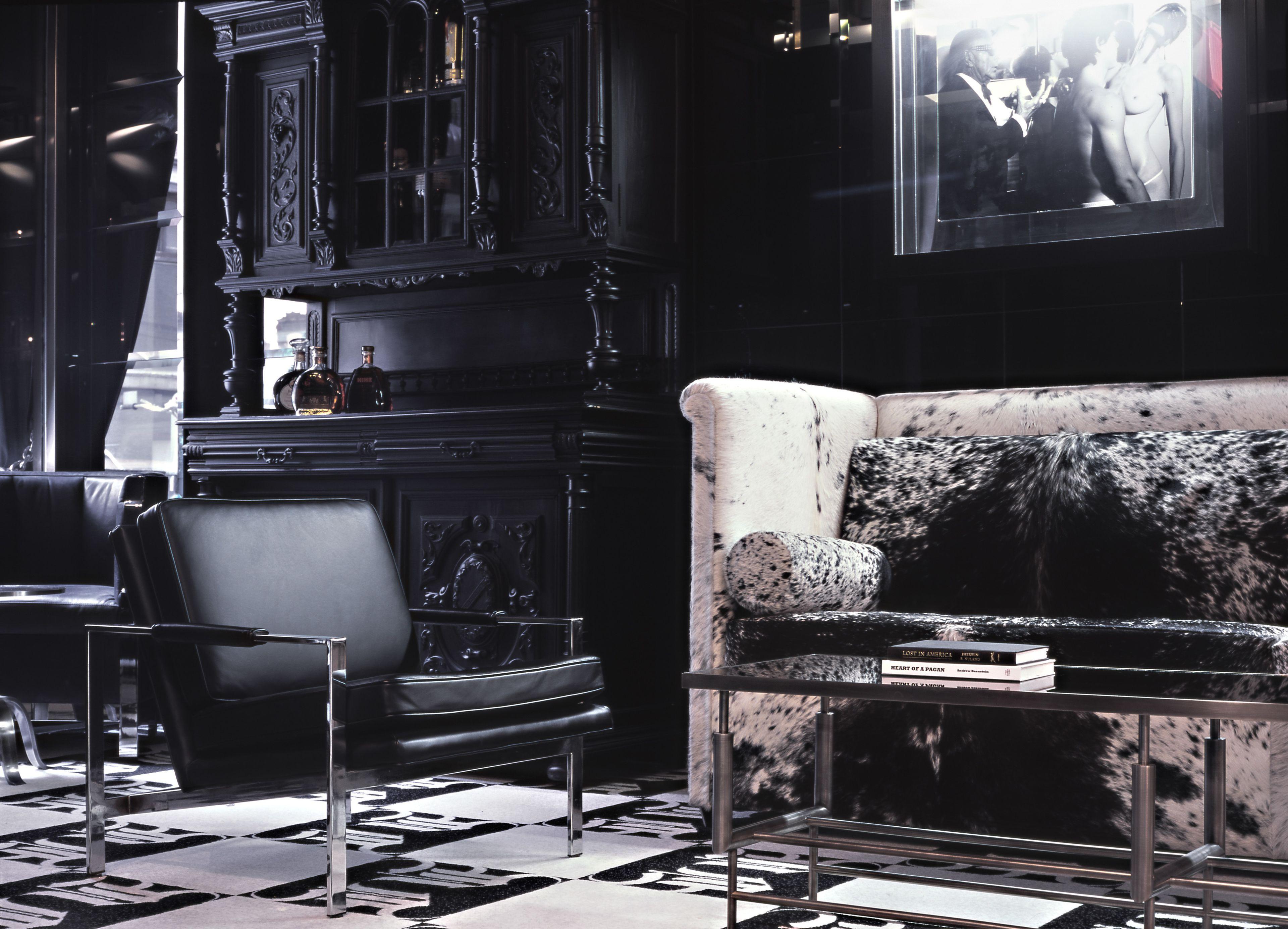 Night By Sb At Times Square Hotel