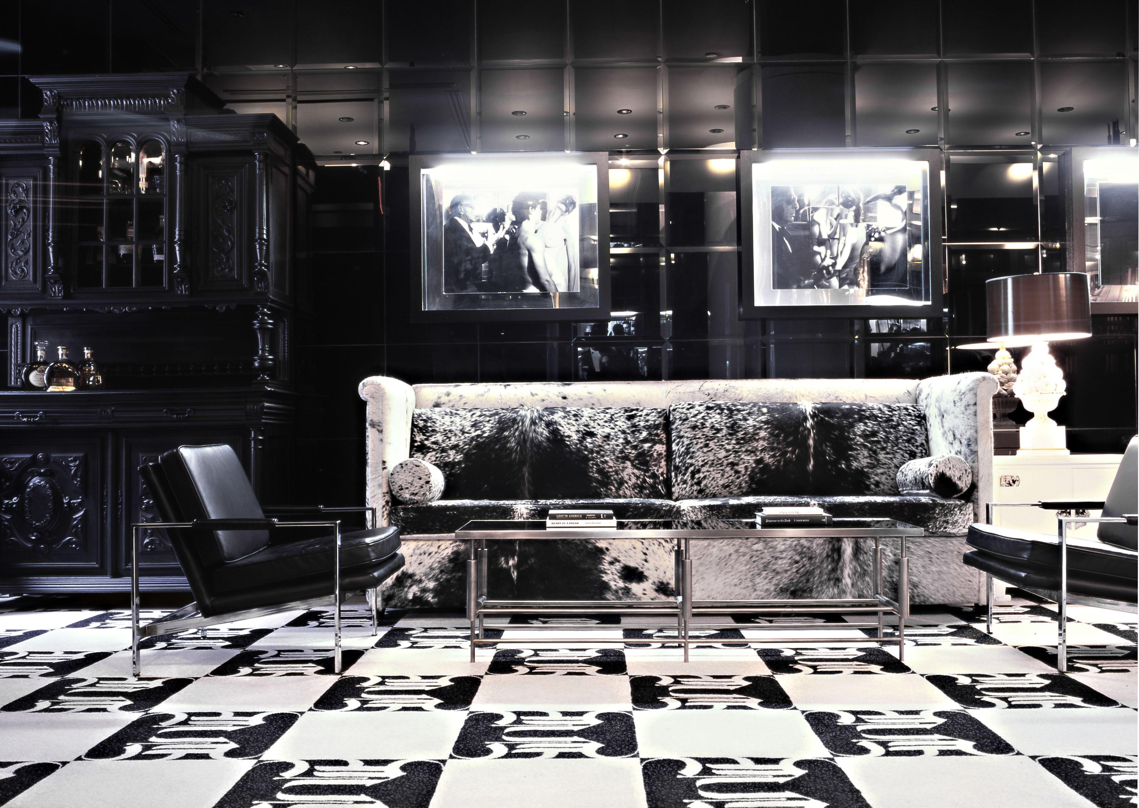 Night By Sb At Times Square Hotel