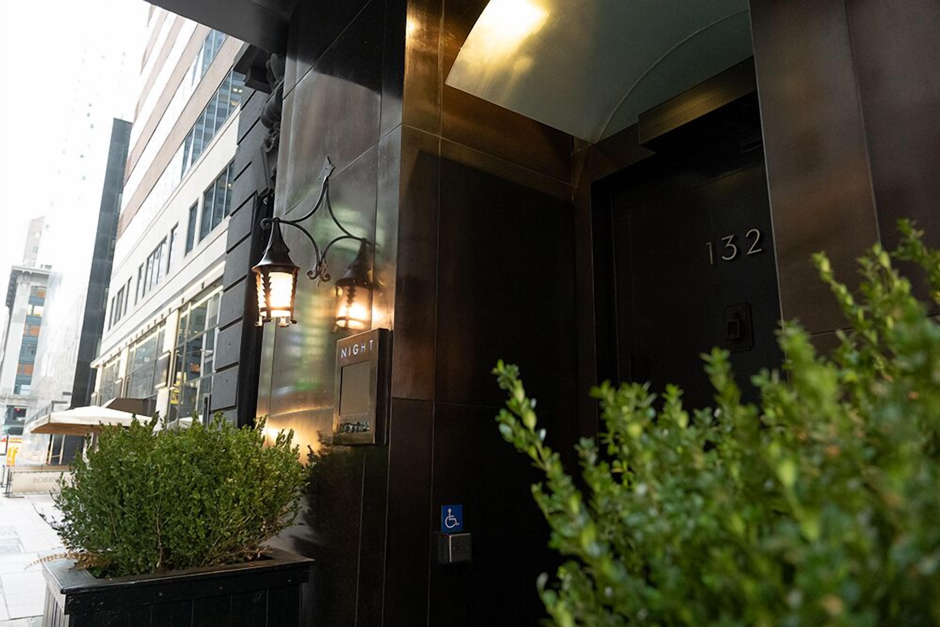 Night By Sb At Times Square Hotel New York