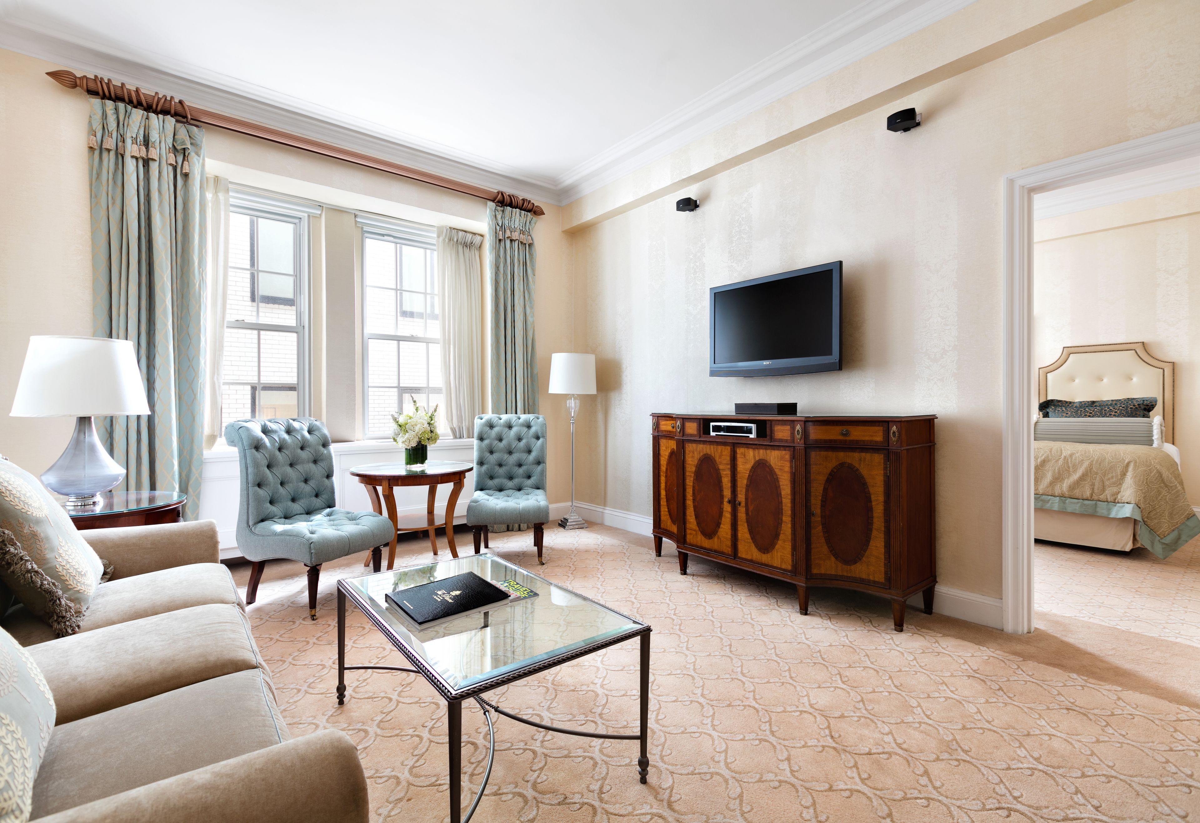 The Pierre, A Taj Hotel, Hotel