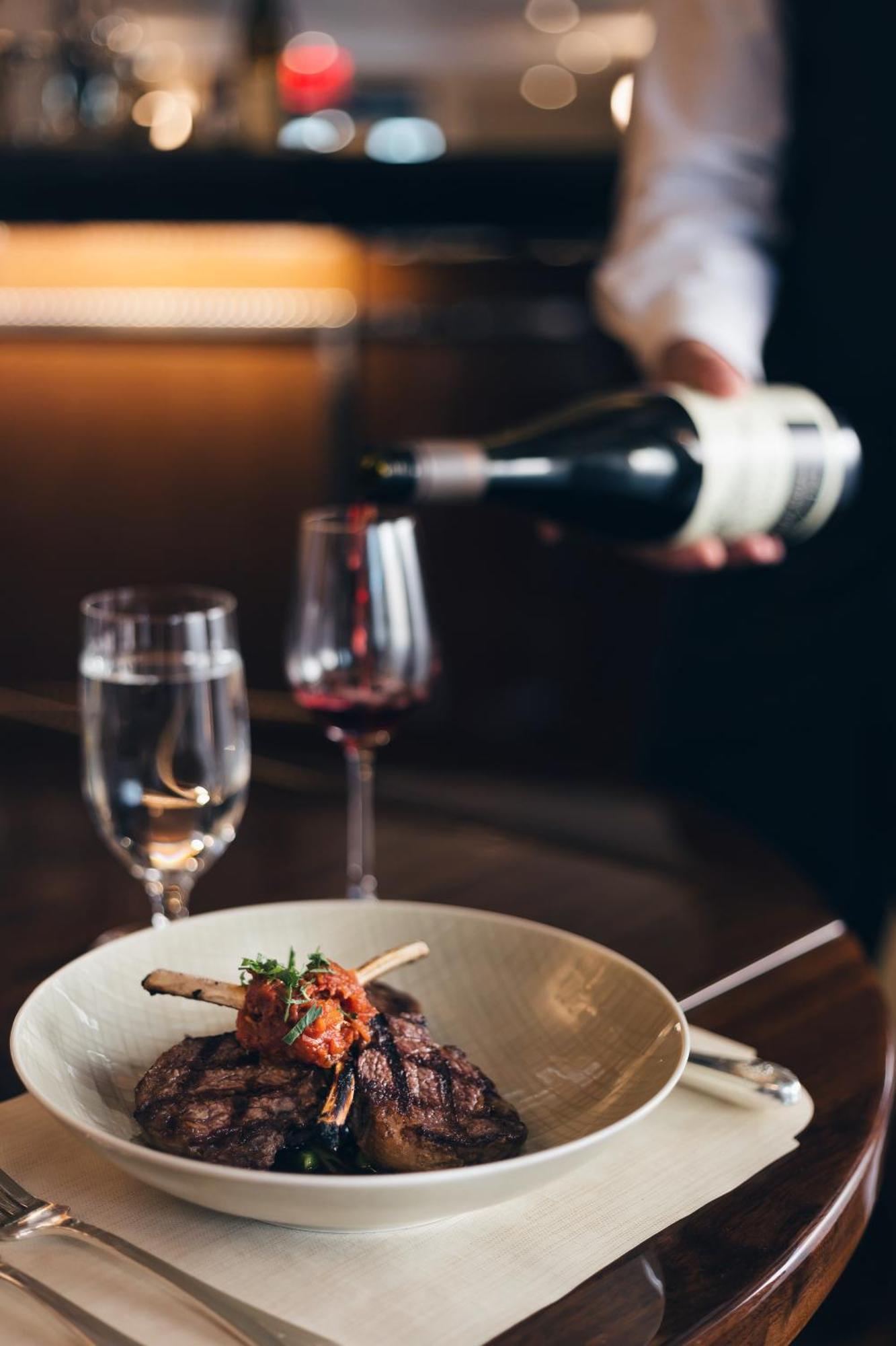 Hotel The Pierre, A Taj Hotel, 5*