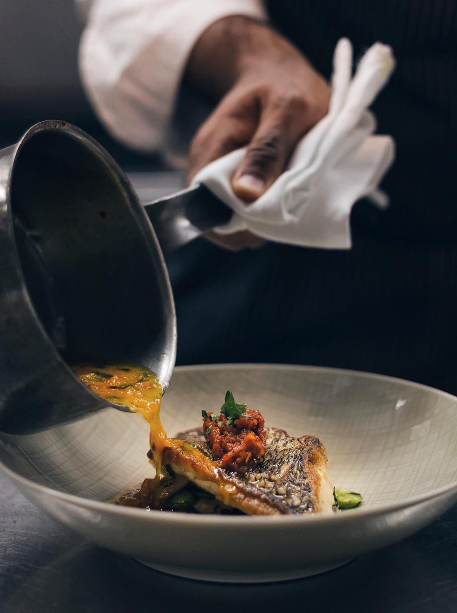 Hotel The Pierre, A Taj Hotel,