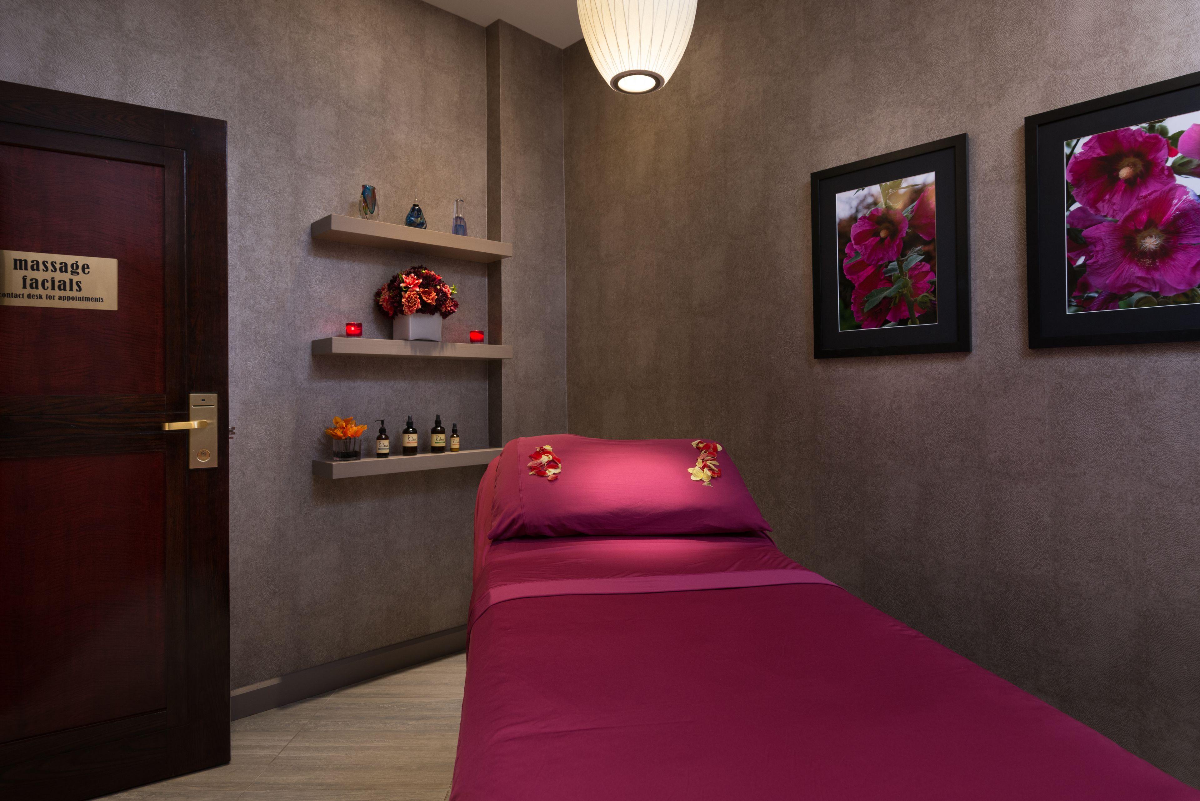 Washington Square 4*