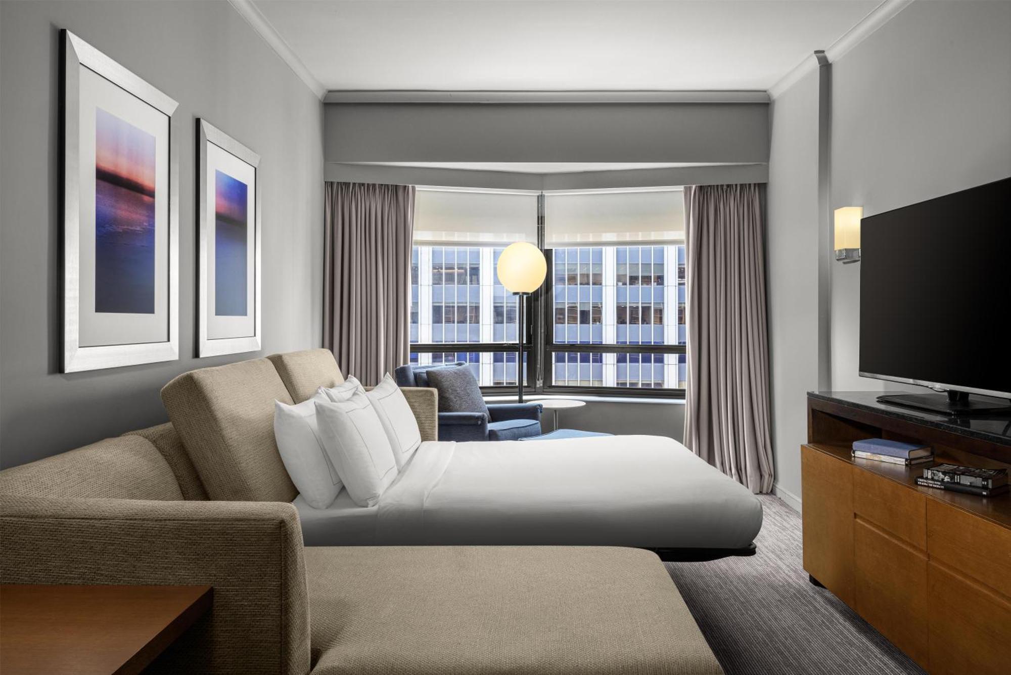 Hilton Midtown 4*