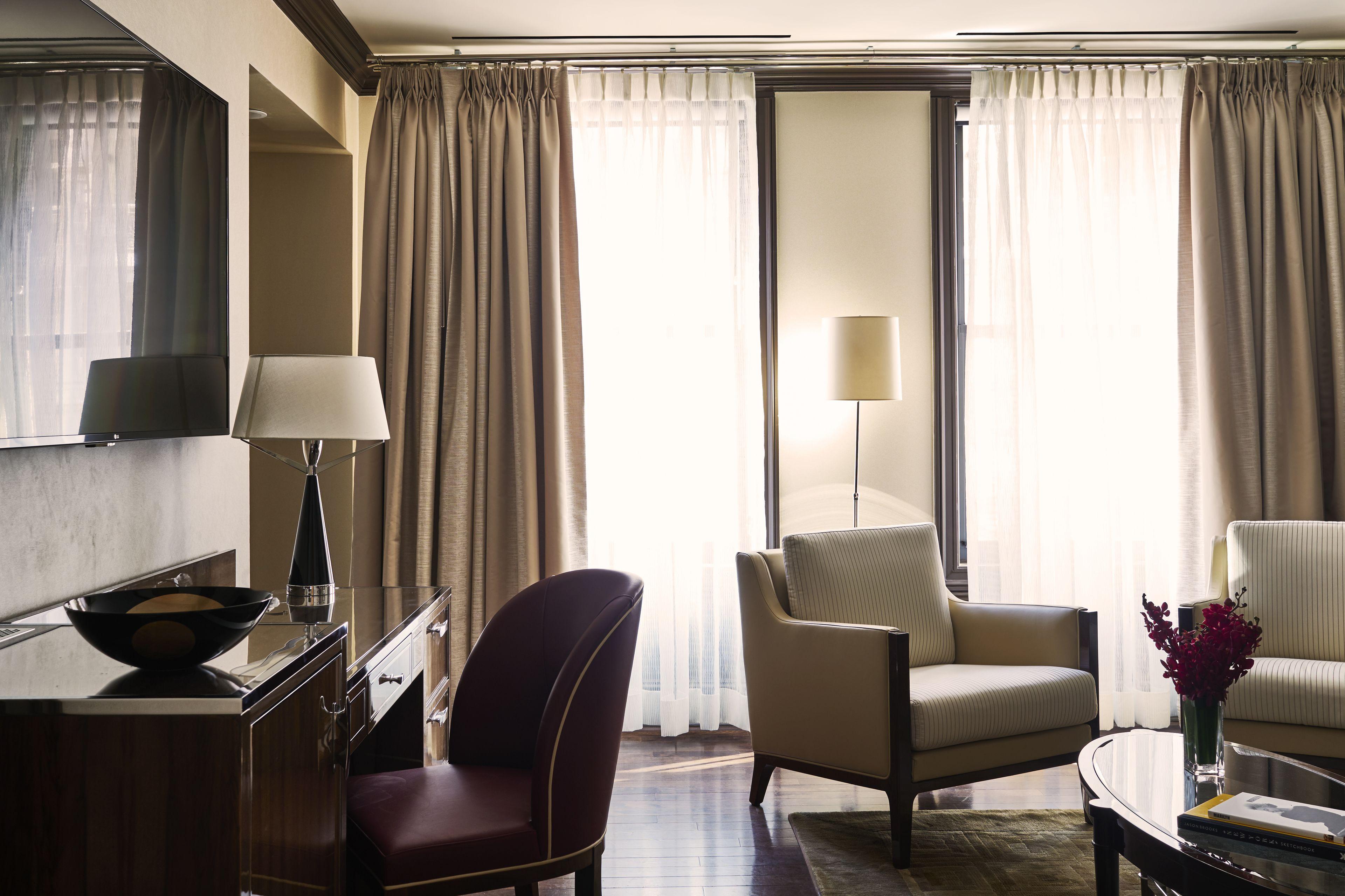 The Iroquois Times Square, A Small Luxury Hotel 5* New York