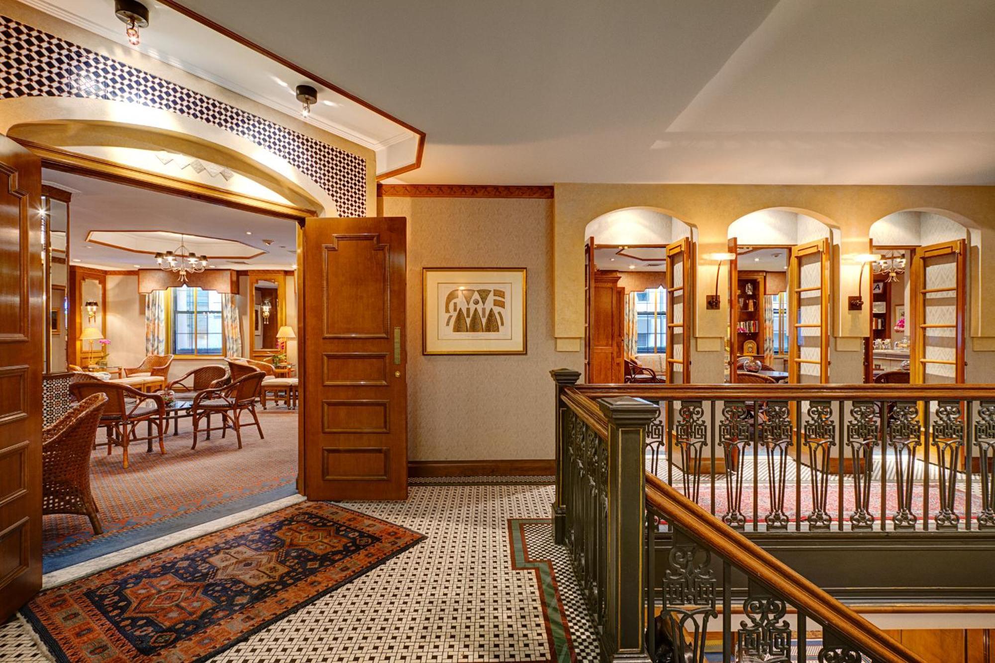 Casablanca By Library Collection Hotel 4*