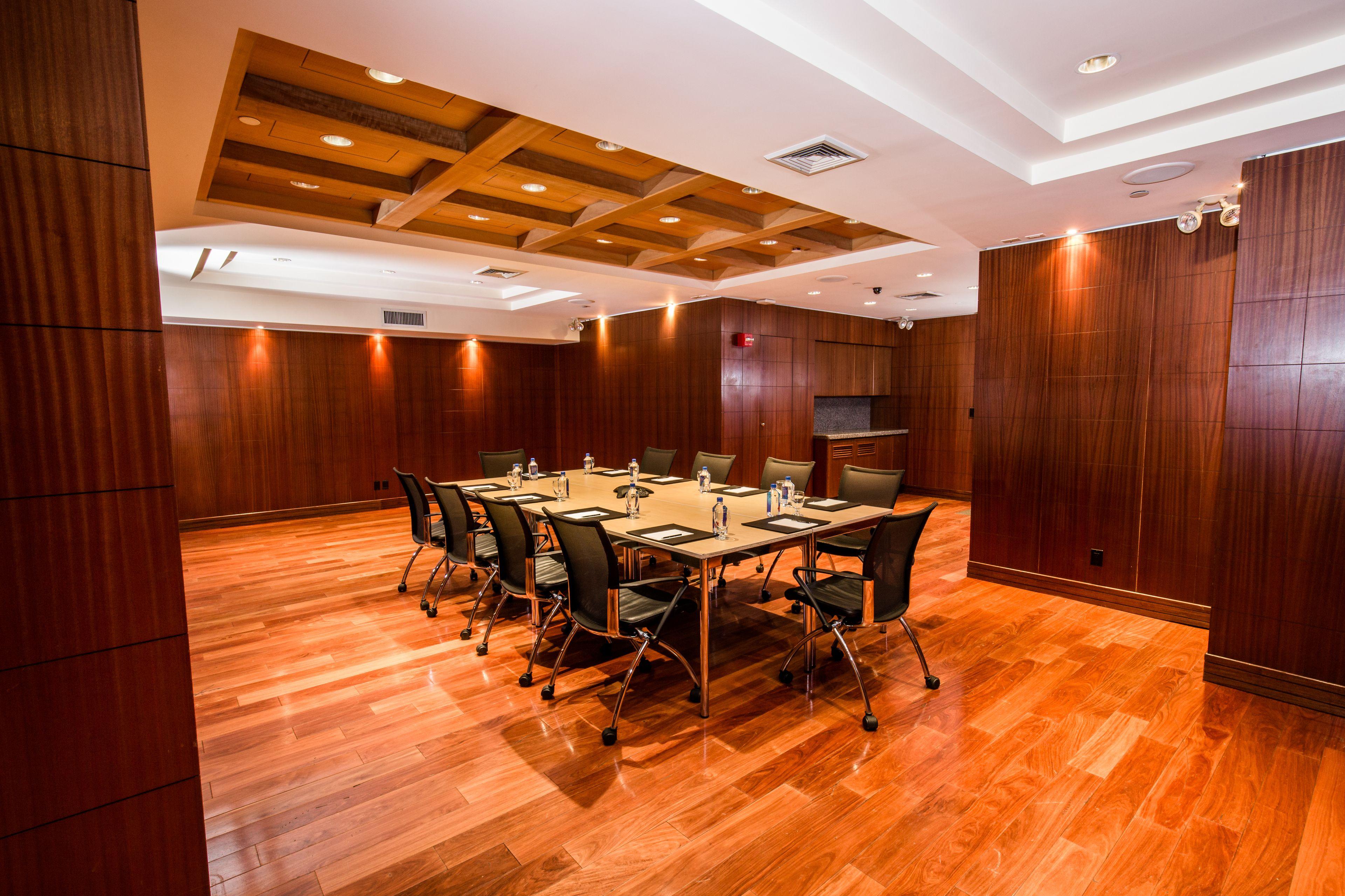 The Belvedere 3* New York