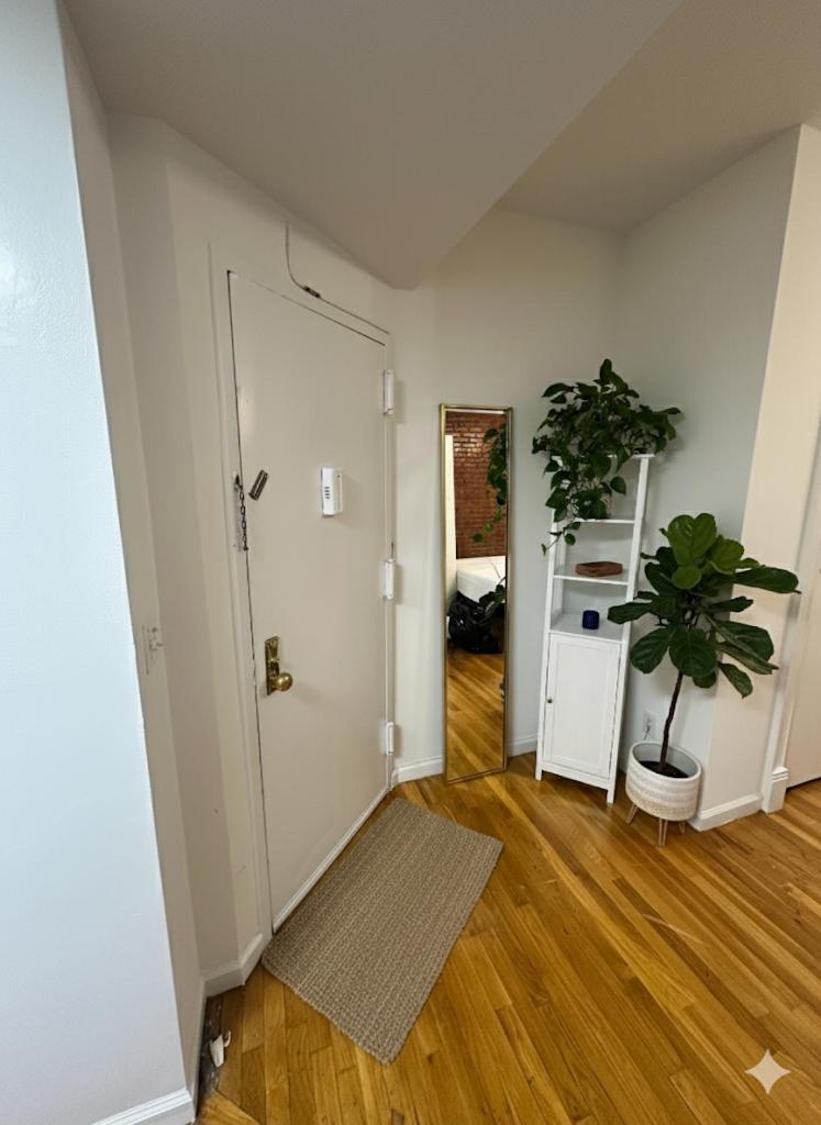 Beauty In The Heart Of The Village New York