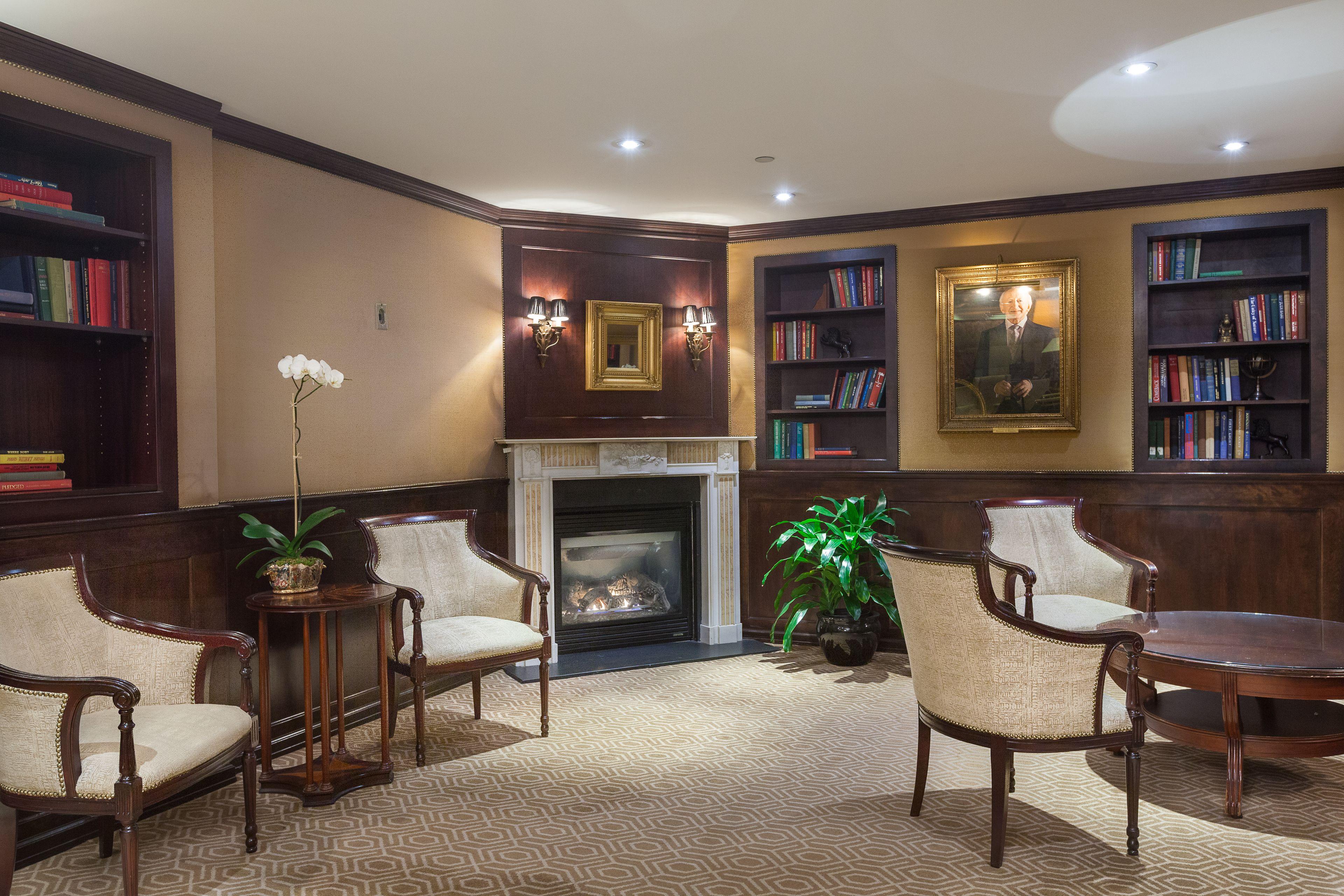 Hotel Fitzpatrick Grand