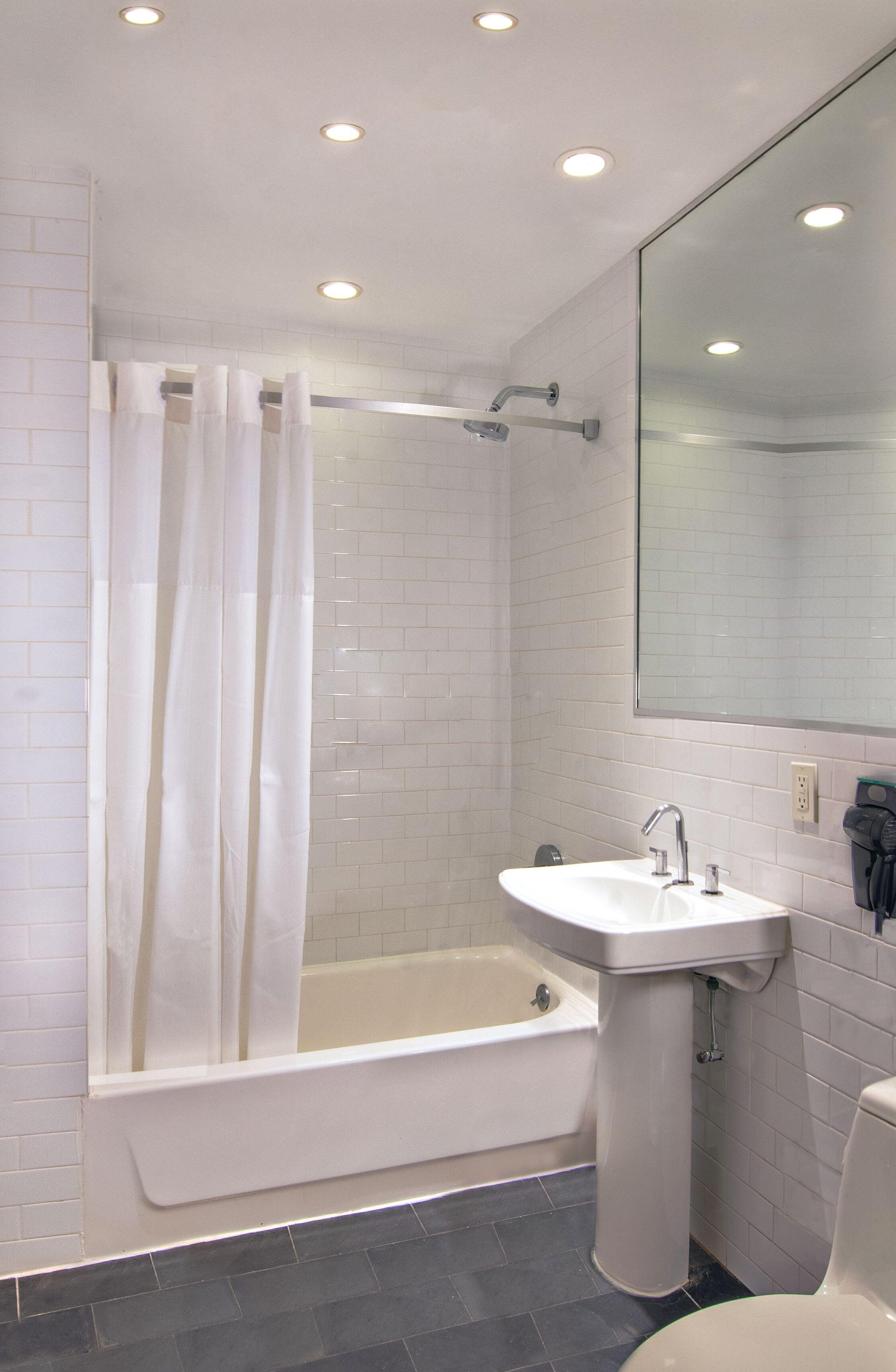 Hotel Night Broadway