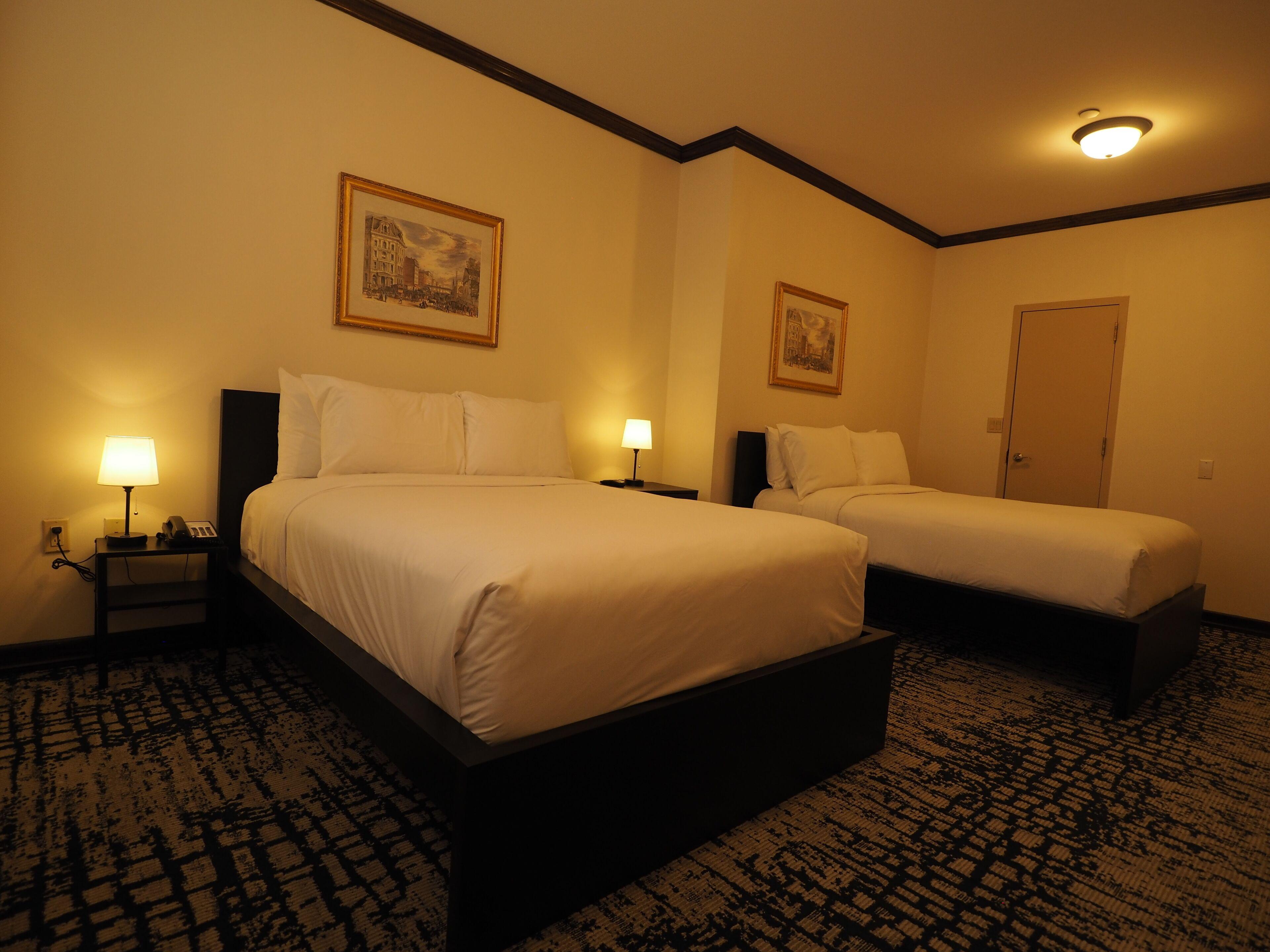 Hotel Night Broadway New York