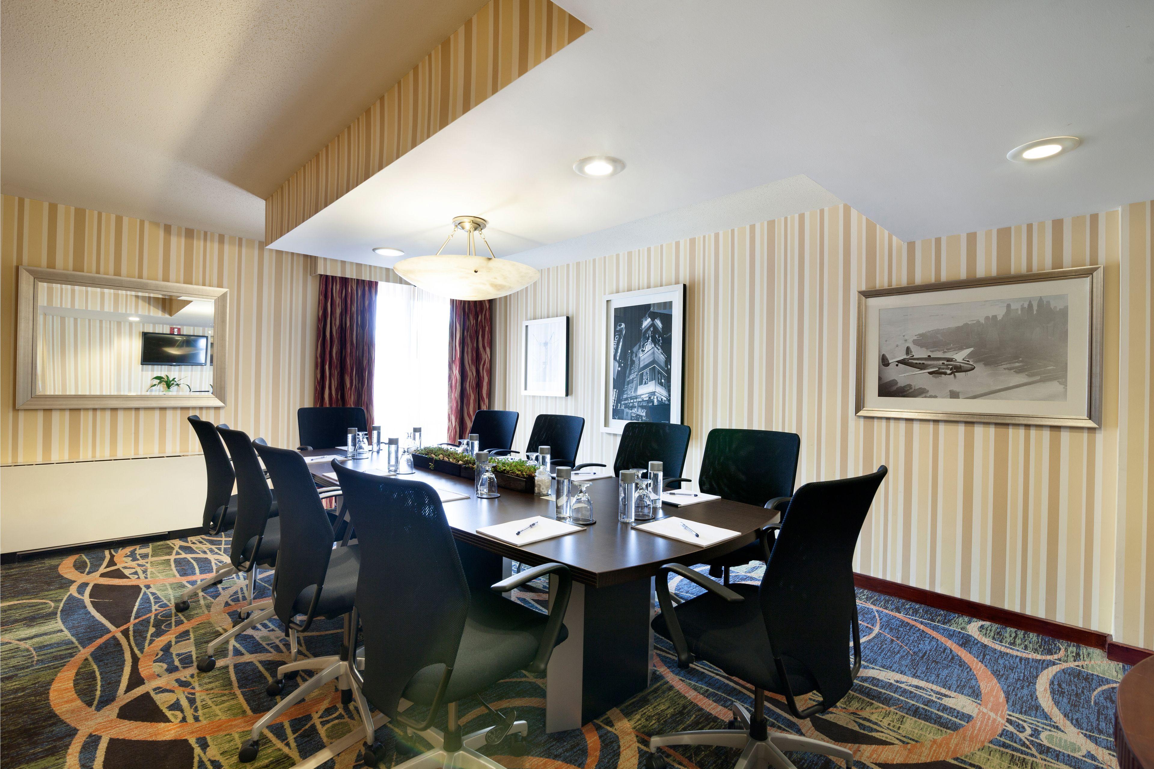 Doubletree By Hilton Jfk Airport New York