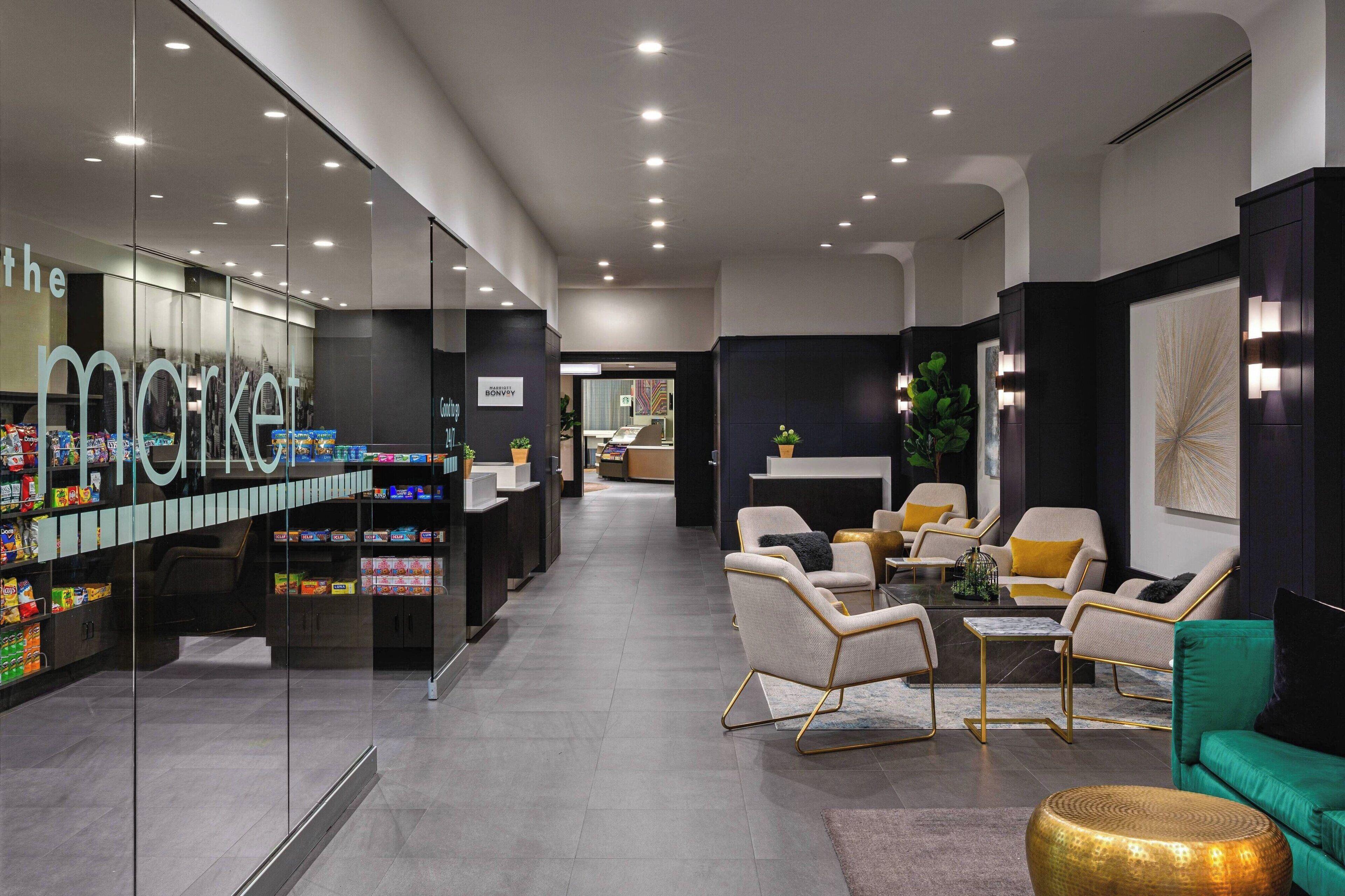 Hotel Courtyard Manhattan/times Square 3*