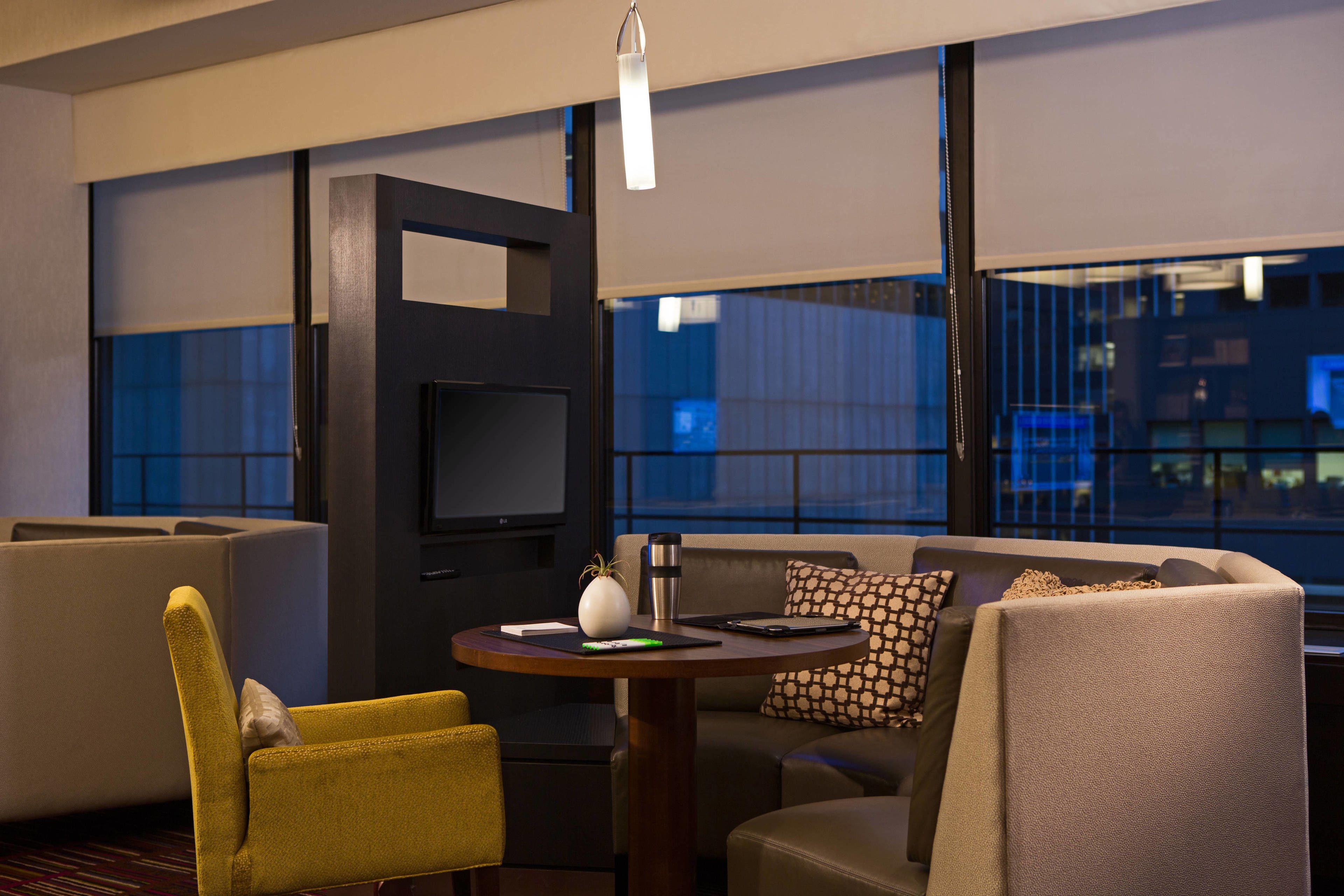 Courtyard Manhattan/midtown East Hotel 4*