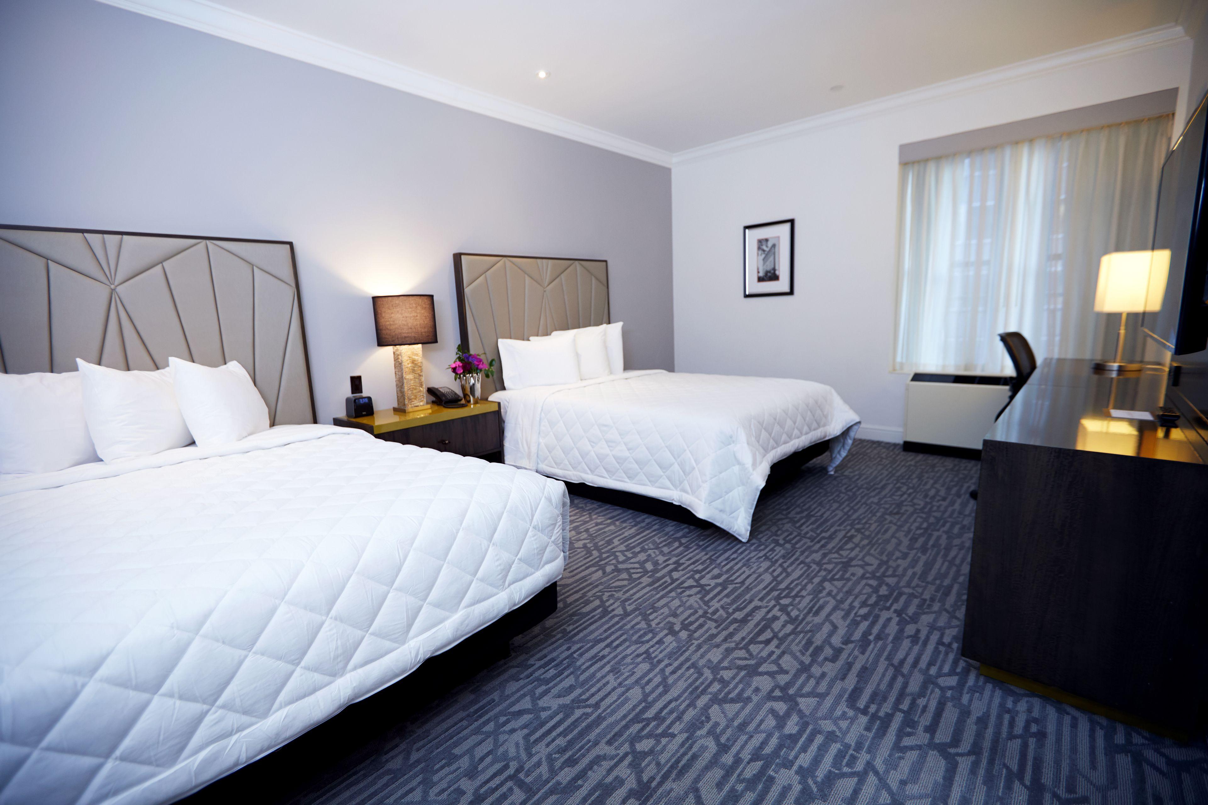 Hotel Martinique On Broadway, Curio Collection By Hilton 4*